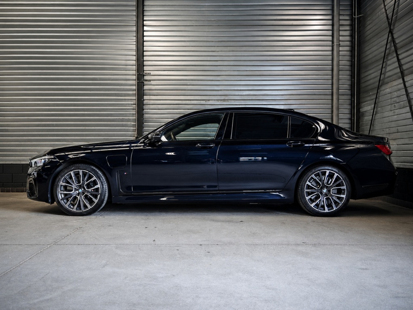 Foto van BMW 745le xDrive
