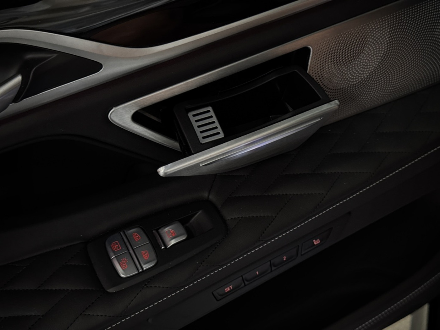 Foto van BMW 745le xDrive