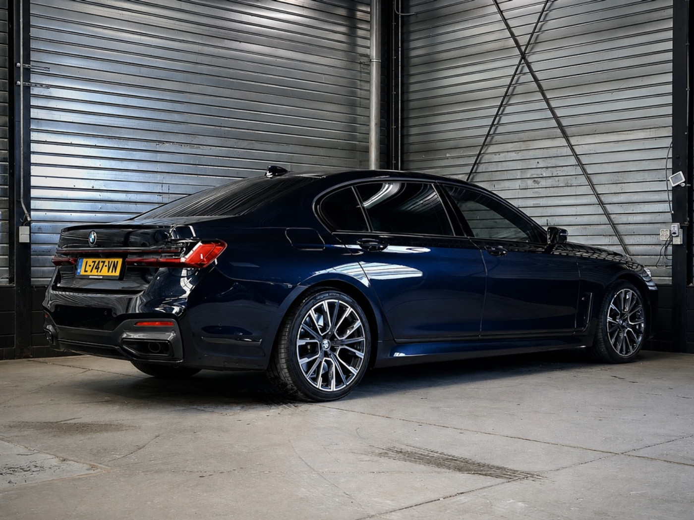 Foto van BMW 745le xDrive