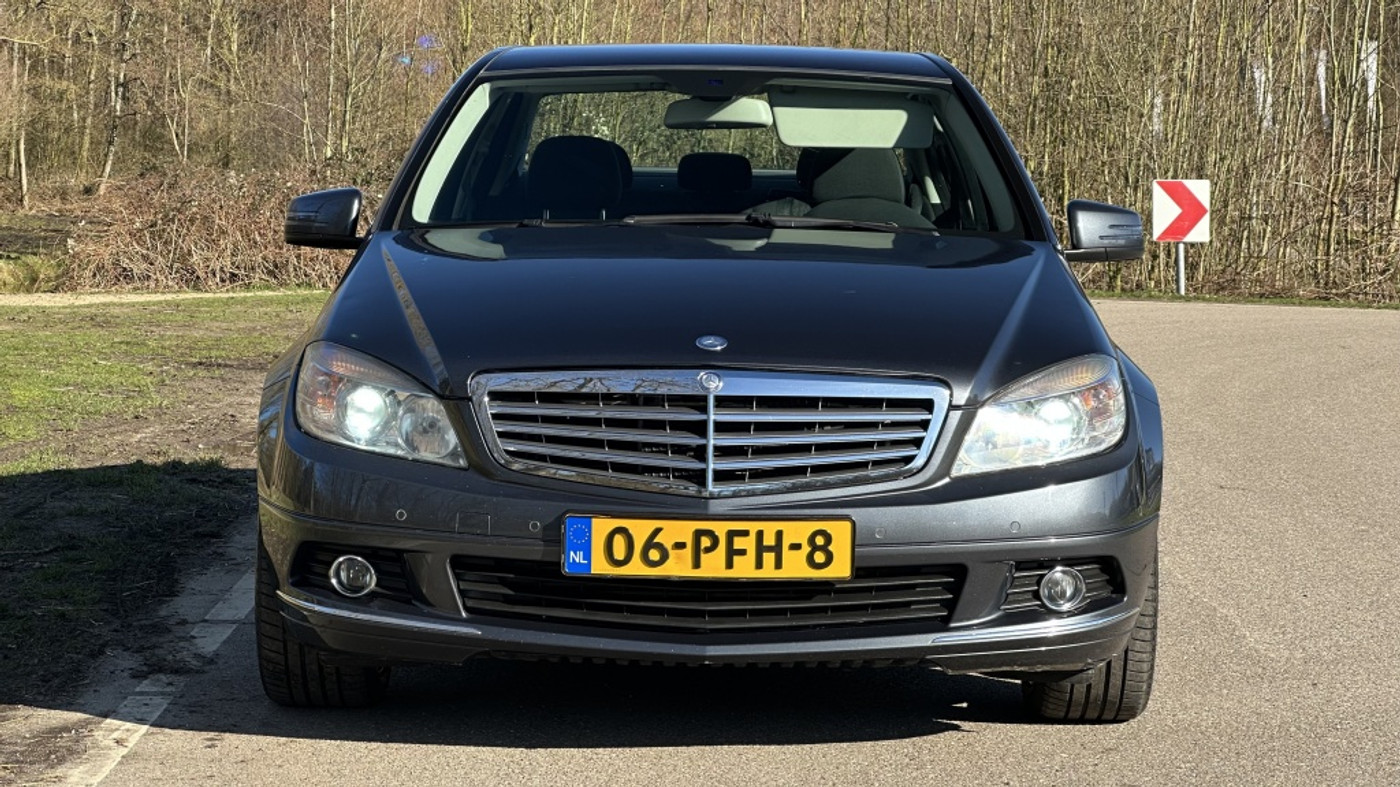 Foto van Mercedes-Benz C 180 Cgi
