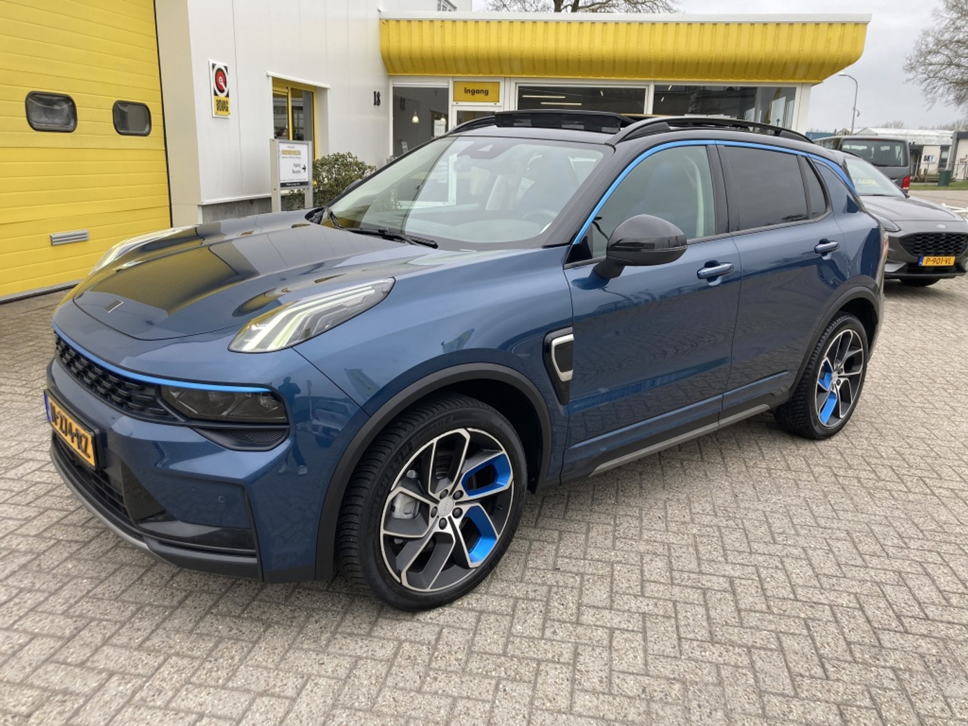 Foto van Lynk&co LYNK & Co 01