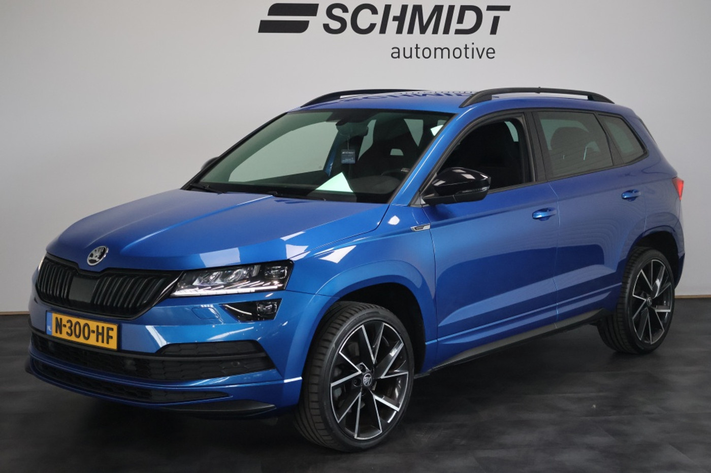 Skoda Karoq 1.5 TSI Sportline Business DSG | Trekhaak | ACC | Carplay 2021 - voorkant
