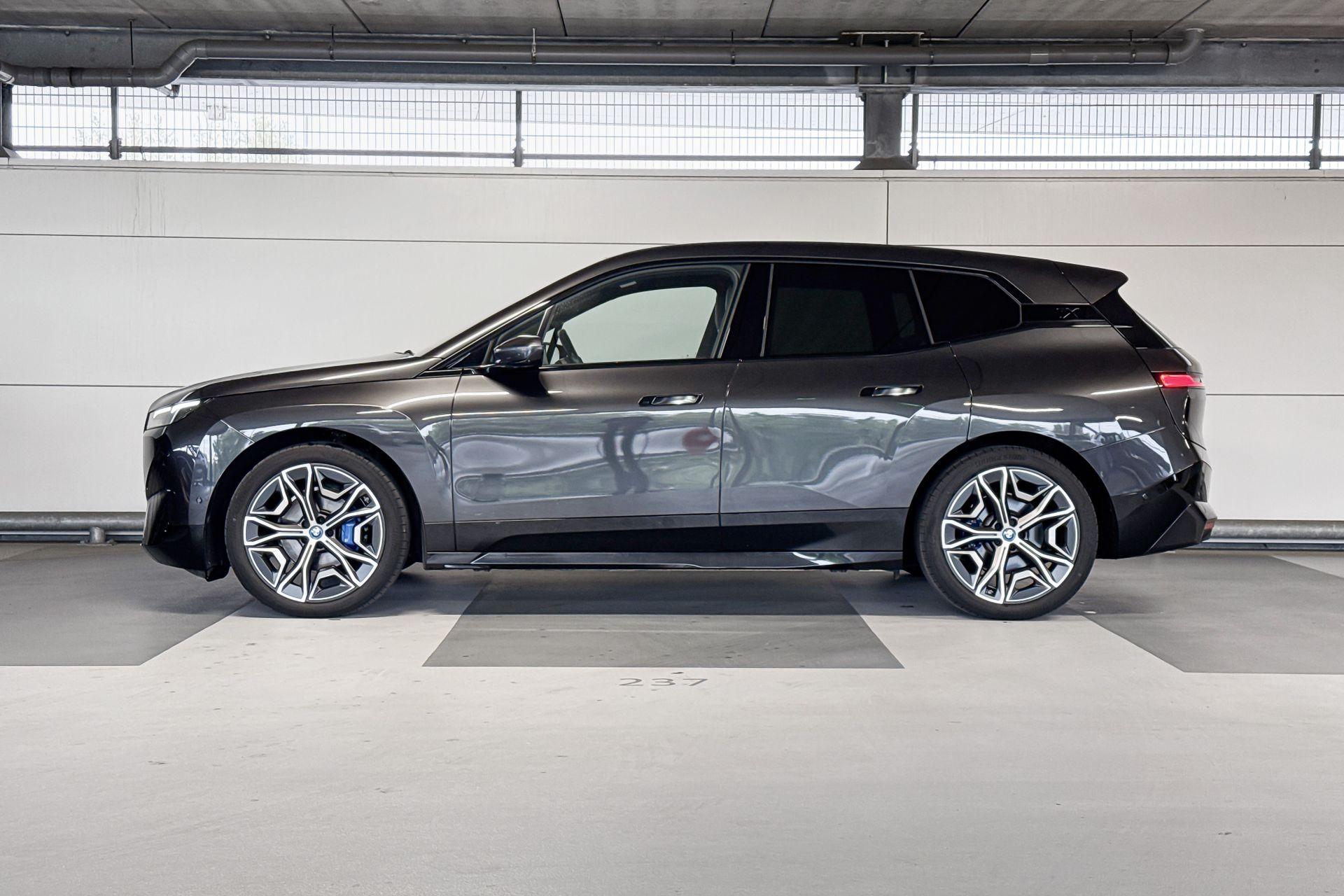 Foto van BMW Ix