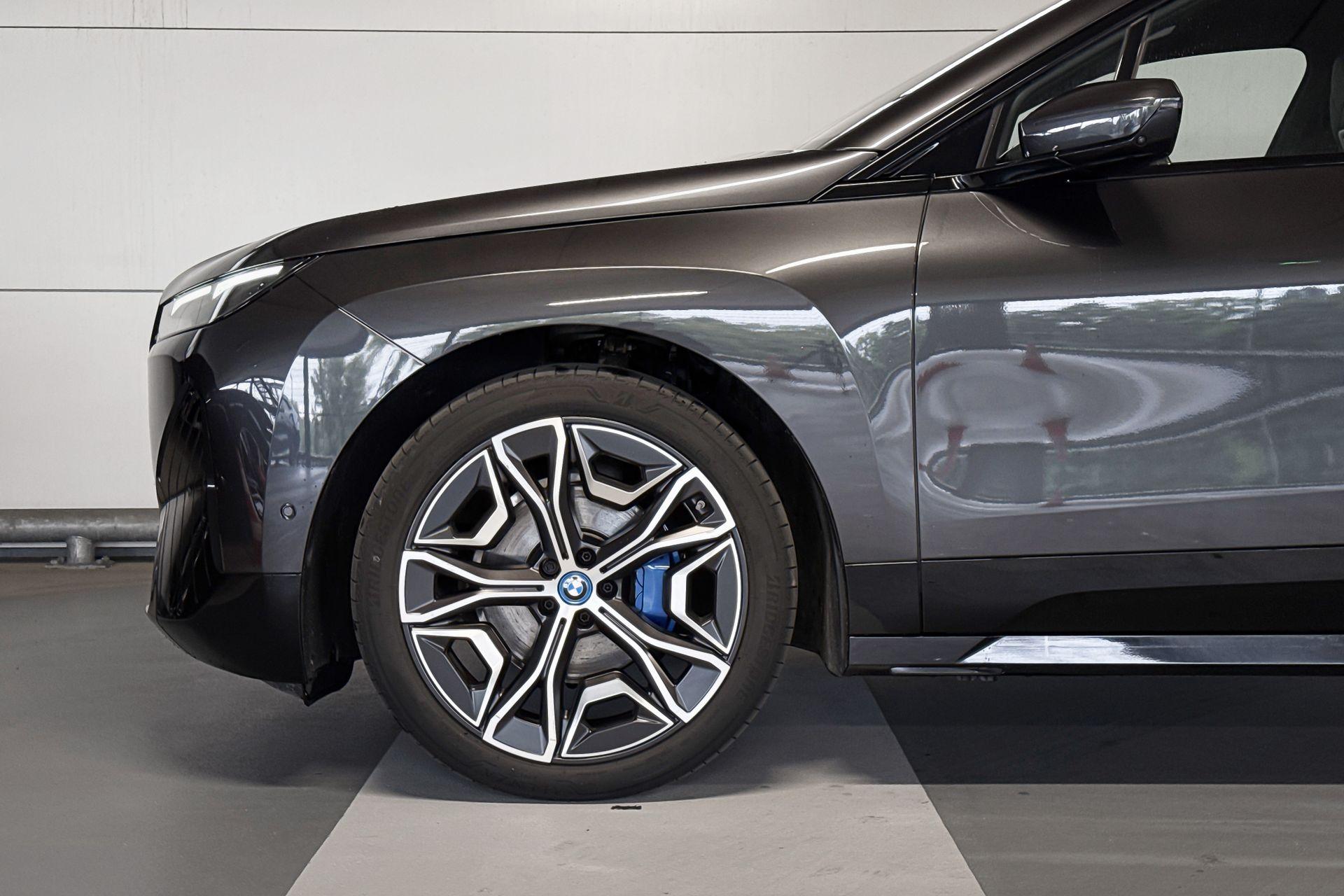 Foto van BMW Ix