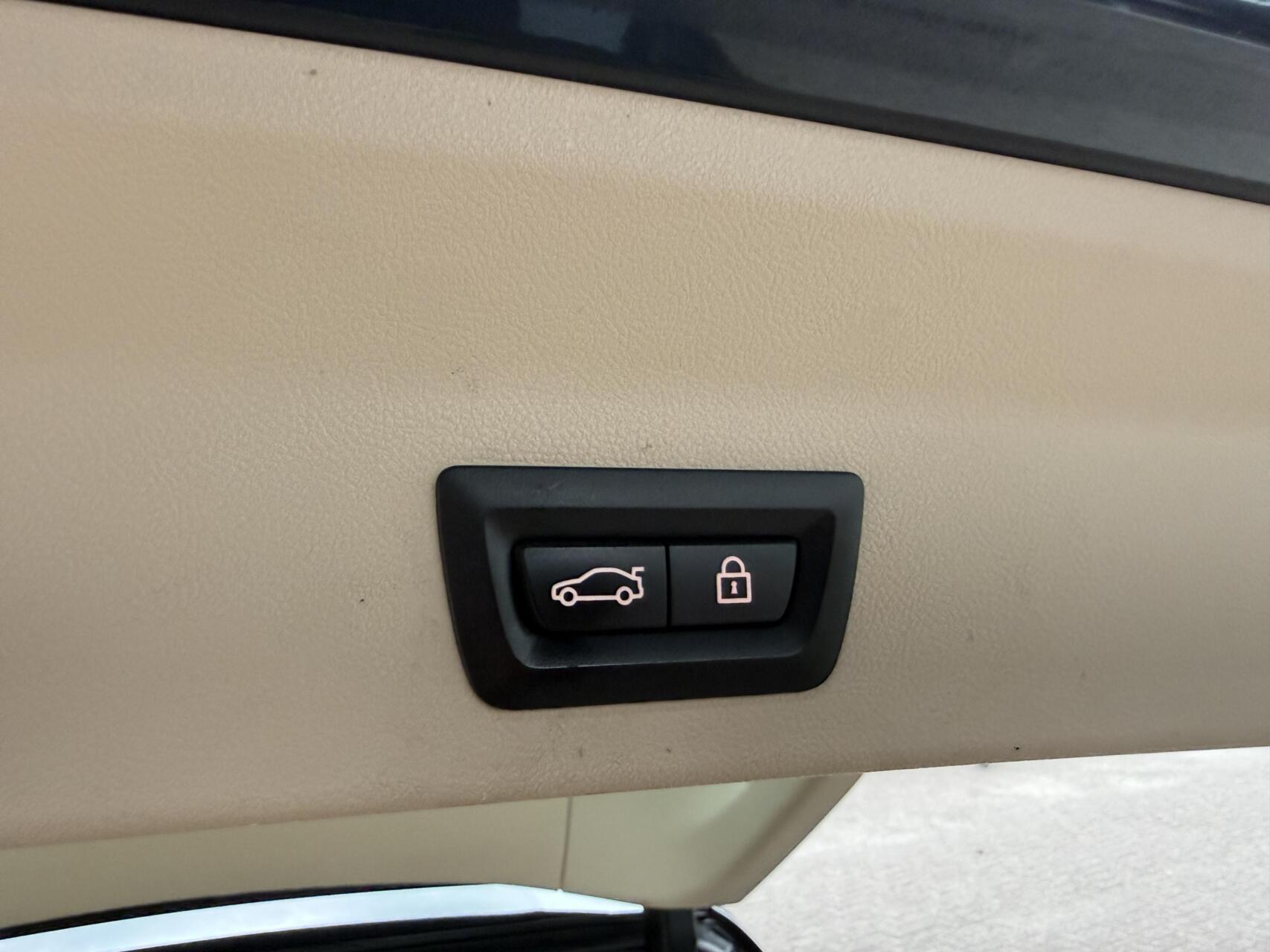 Foto van BMW Ix3