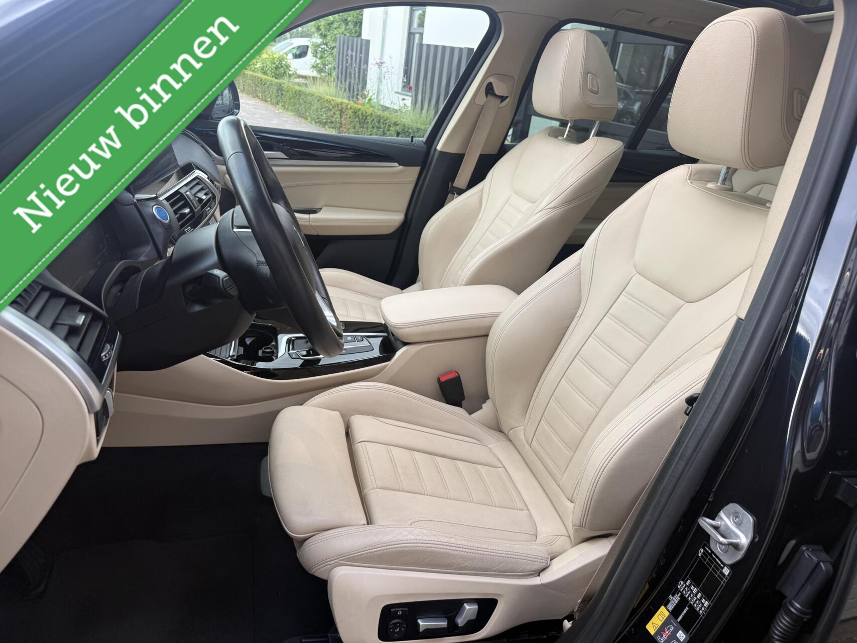 Foto van BMW Ix3
