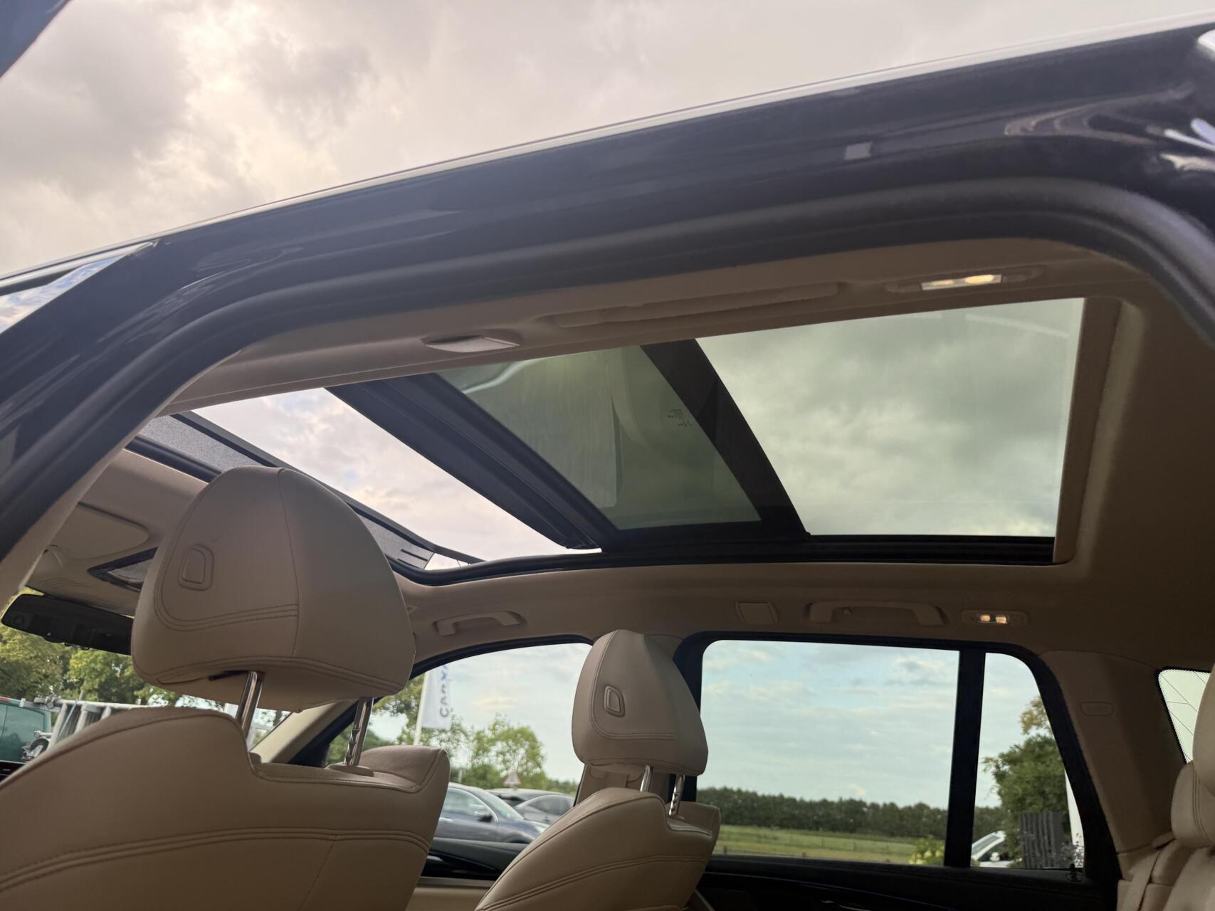 Foto van BMW Ix3