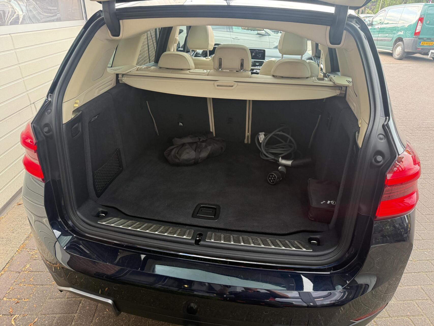 Foto van BMW Ix3