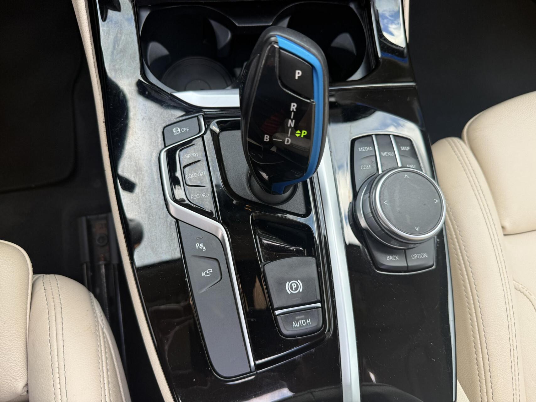 Foto van BMW Ix3