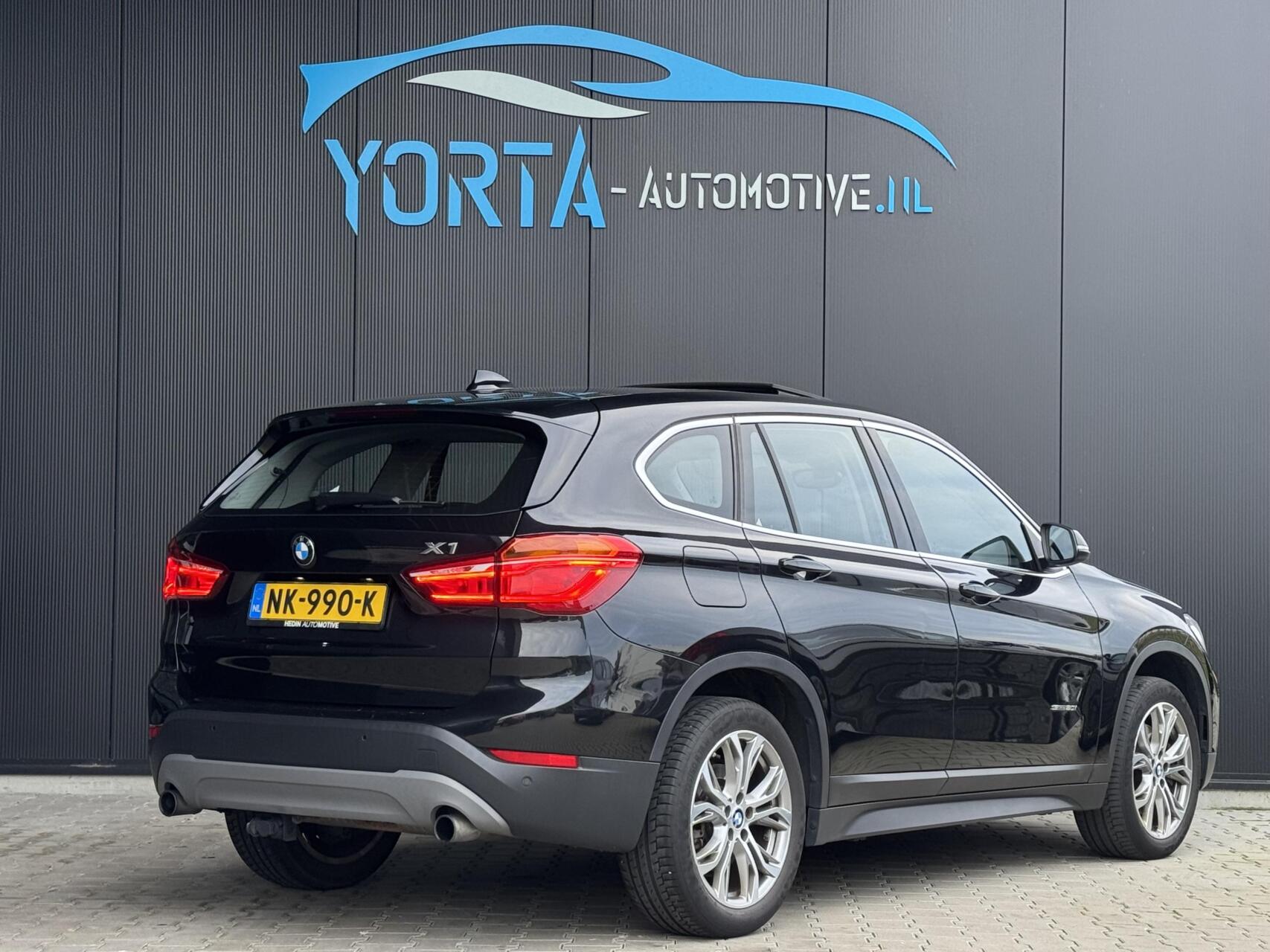Foto van BMW X1
