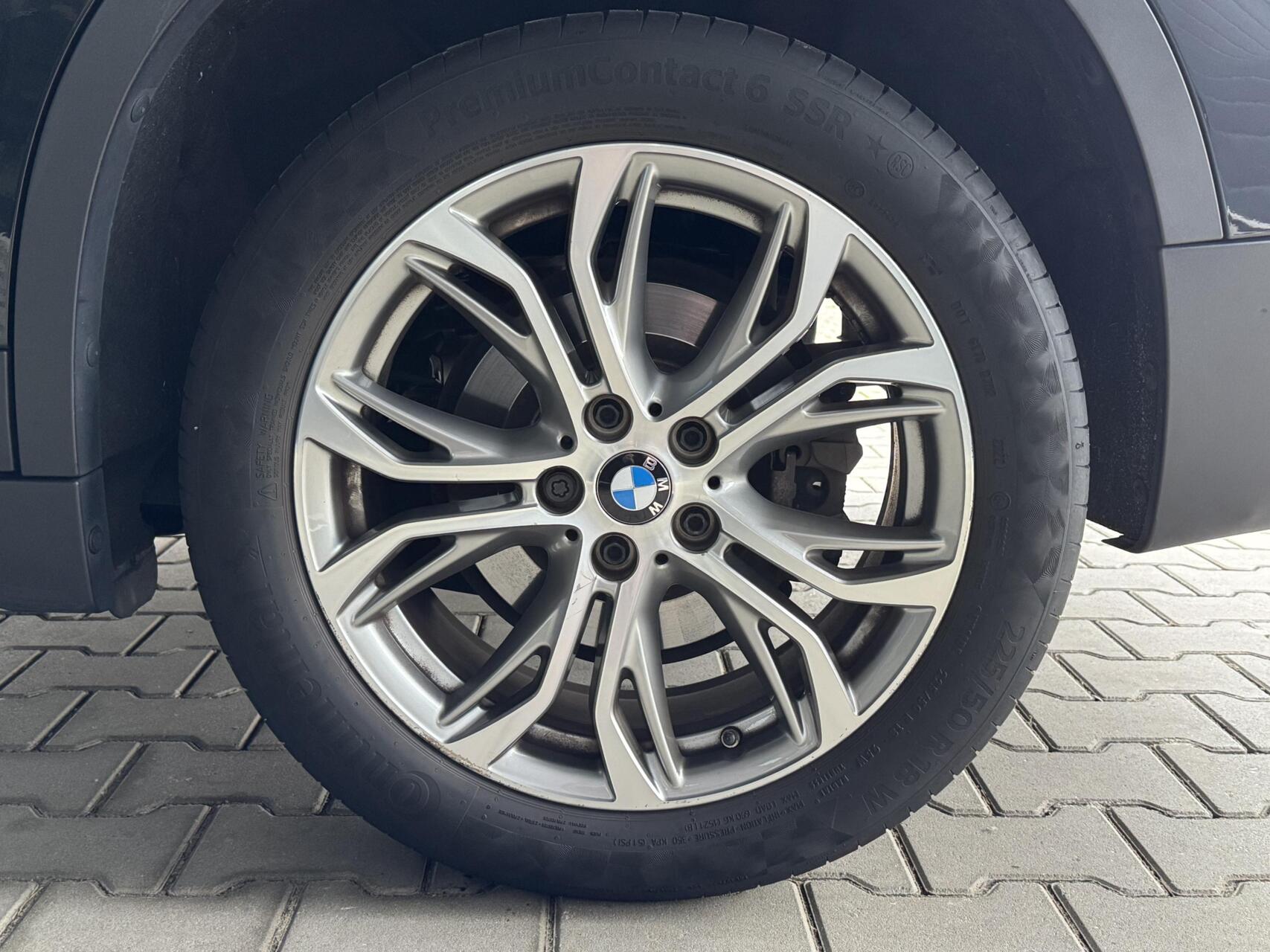 Foto van BMW X1