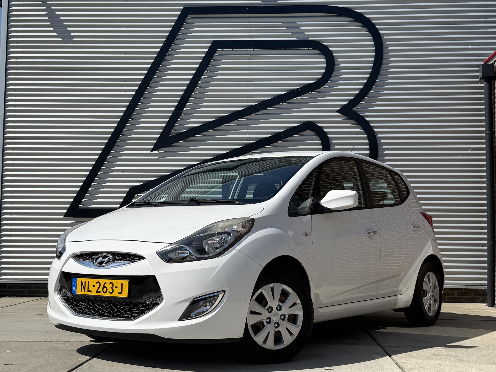 Hyundai Ix20 1.4i i-Motion 2013 - voorkant
