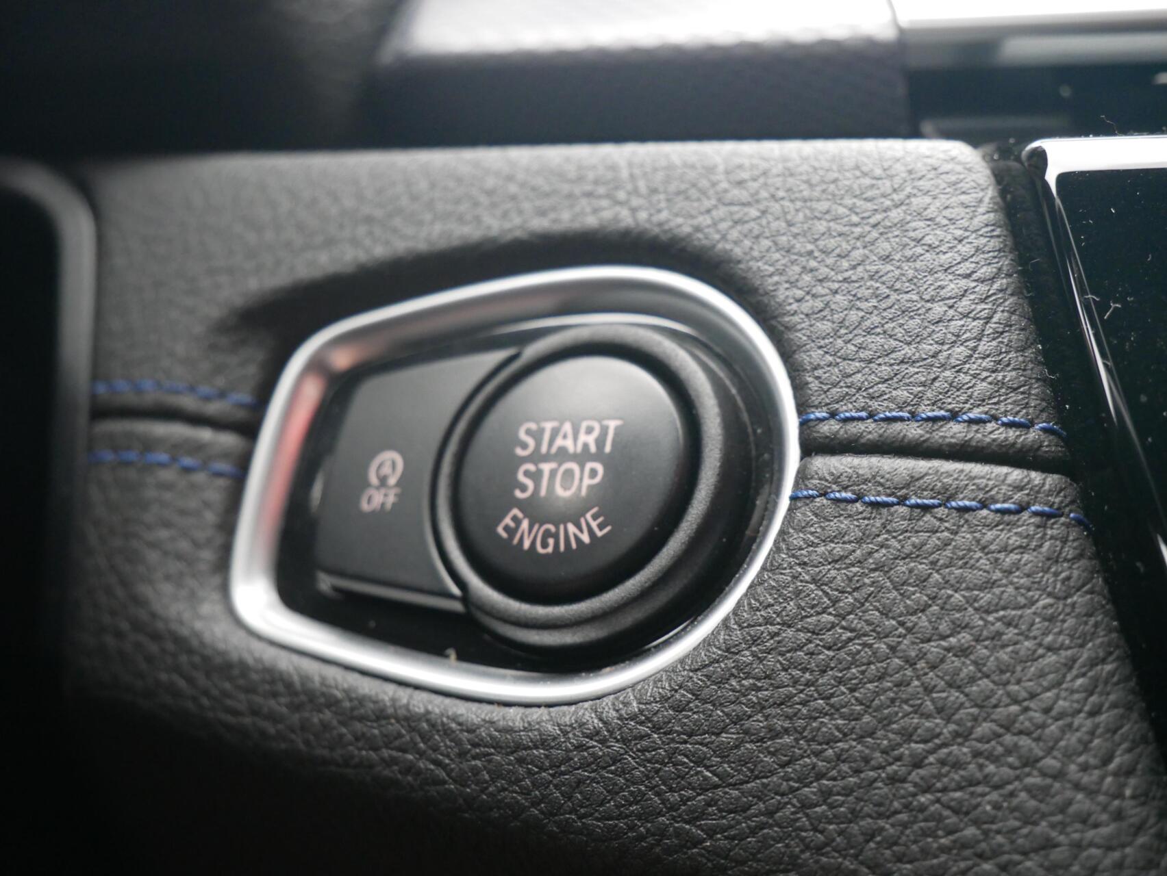 Foto van BMW 220i Active Tourer