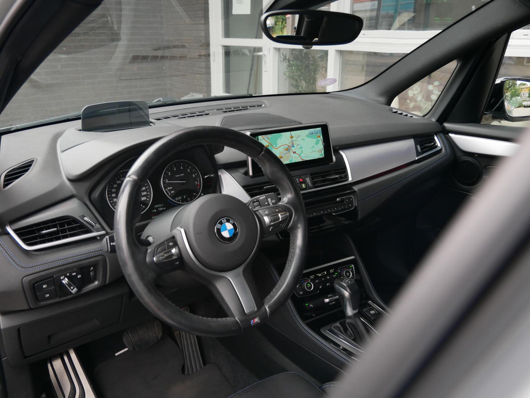 Foto van BMW 220i Active Tourer
