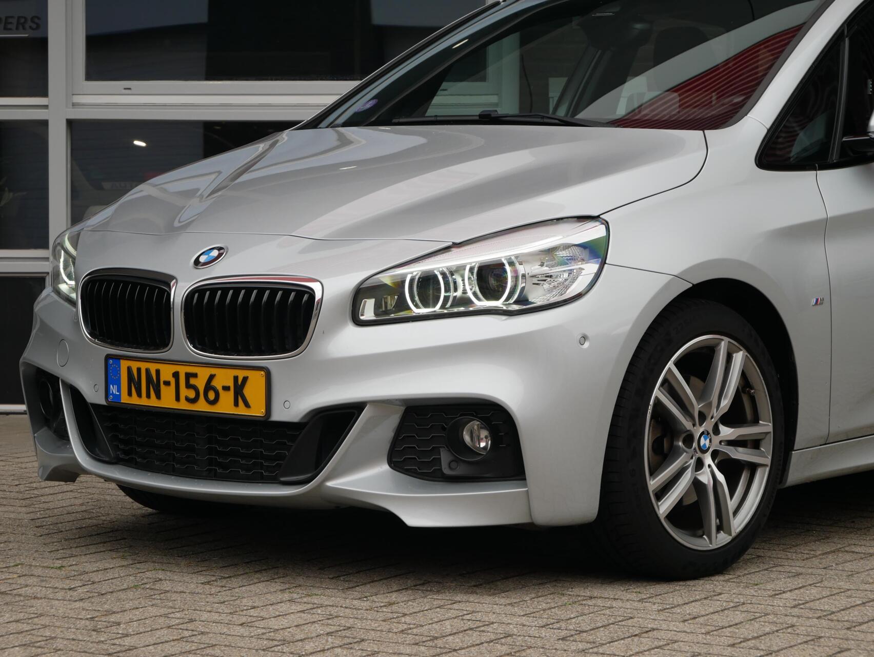 Foto van BMW 220i Active Tourer