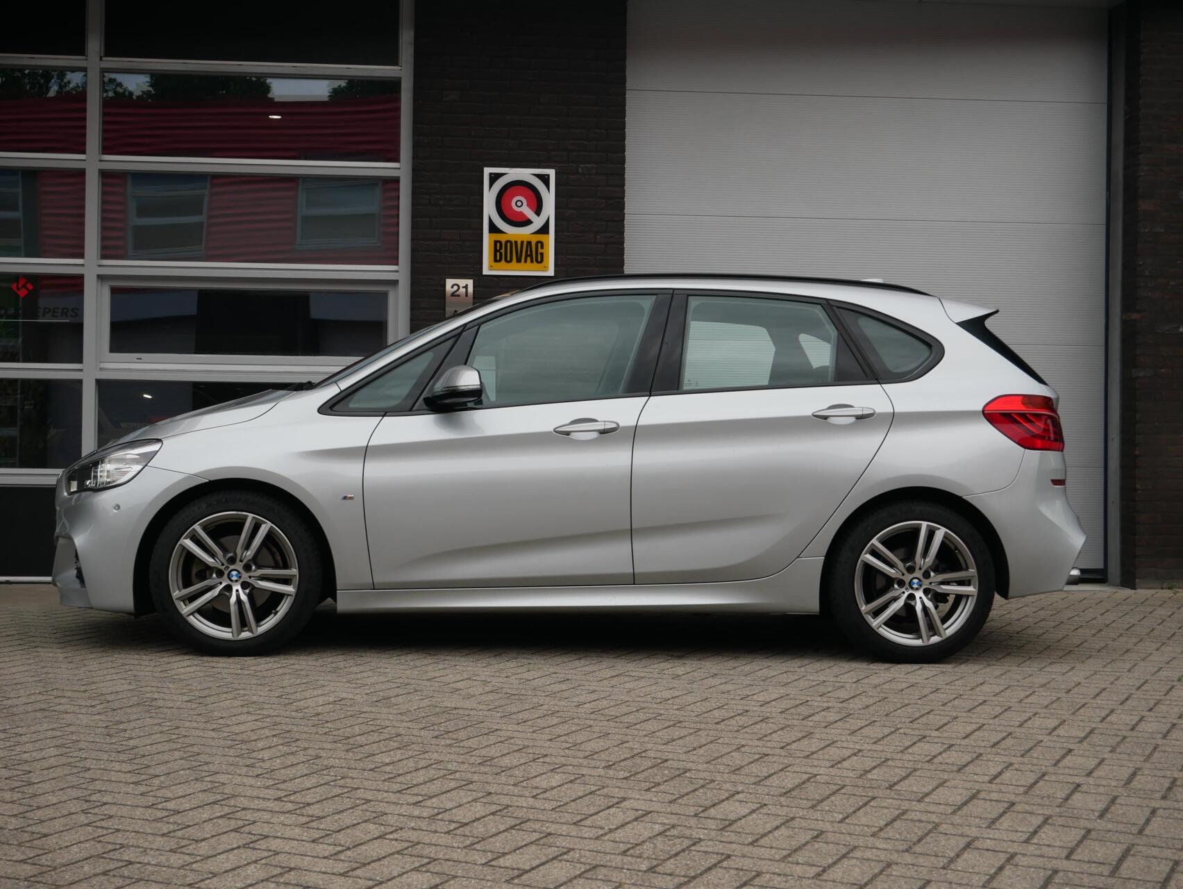 Foto van BMW 220i Active Tourer