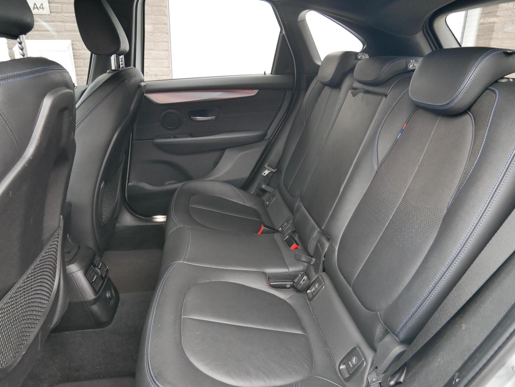 Foto van BMW 220i Active Tourer