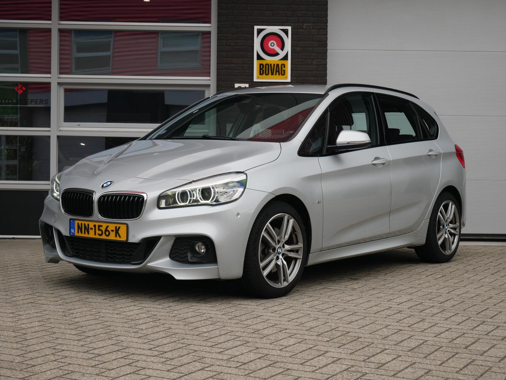 BMW 220i Active Tourer 220i High Executive M Sport| Leder| Camera| Trekhaak 2017 - voorkant