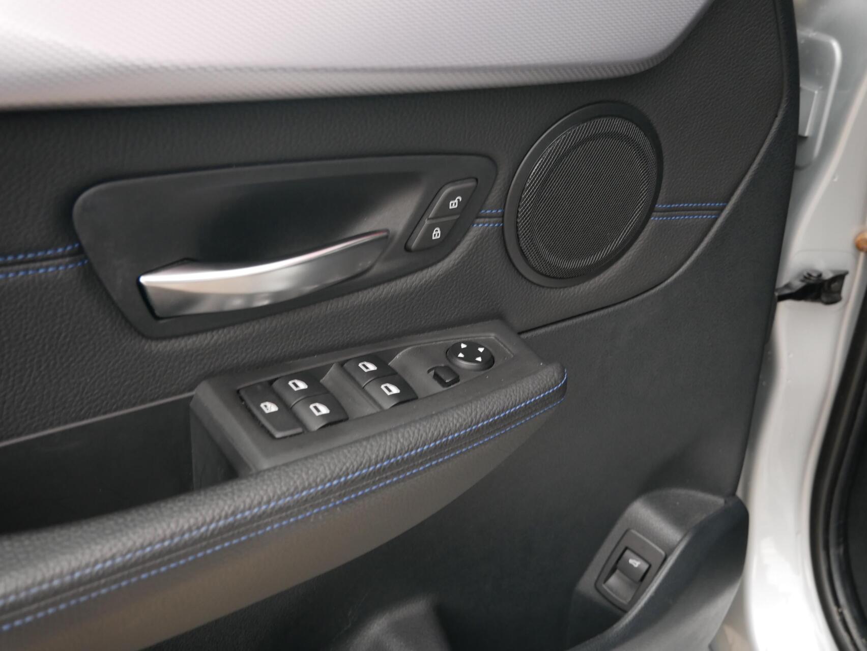 Foto van BMW 220i Active Tourer