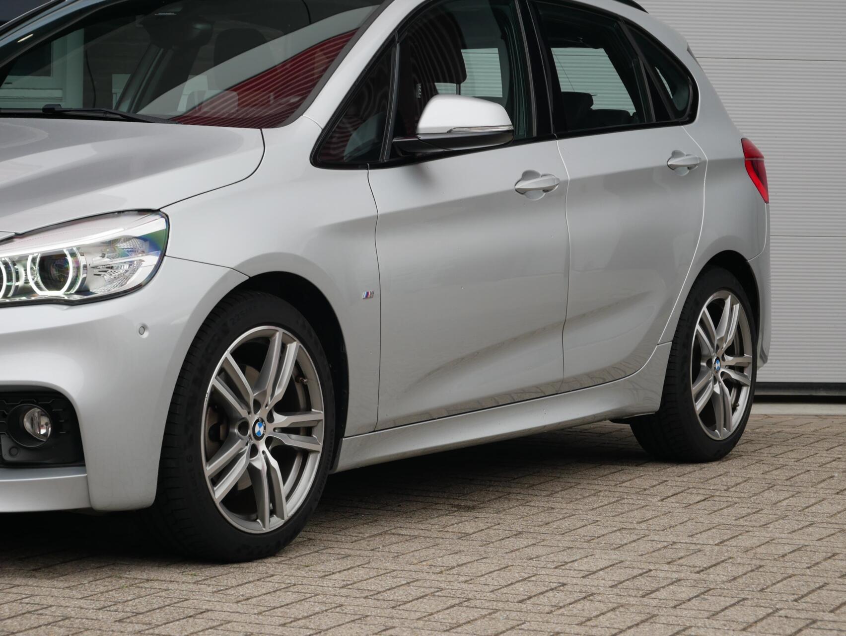Foto van BMW 220i Active Tourer