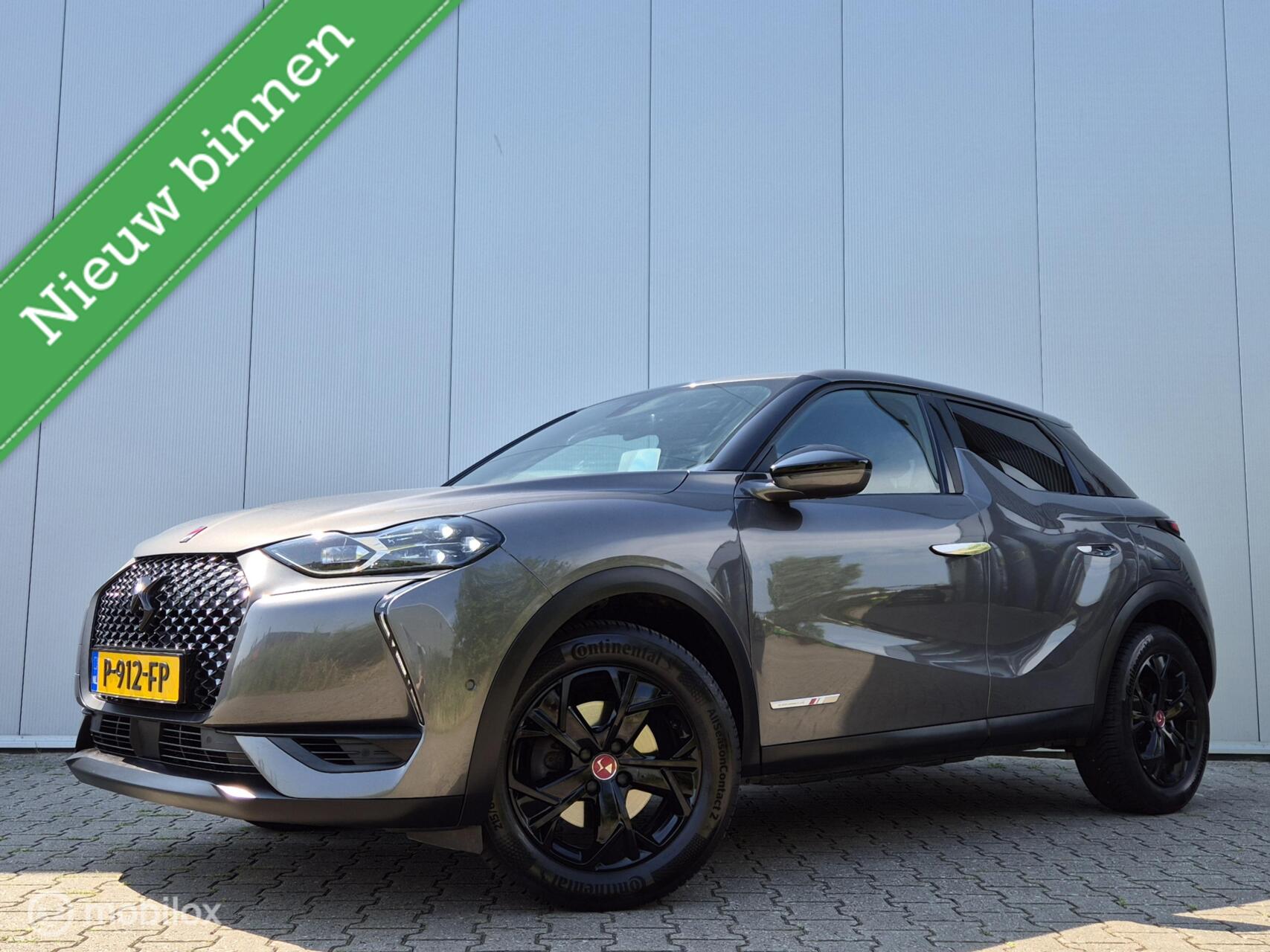 DS Ds3 Crossback 1.2 PERFORMANCE LINE/ALCANTARA/HEAD-UP/FULL LED/CAMERA/STOELVERWARMING/CAMERA/17''LMV 2020 - voorkant