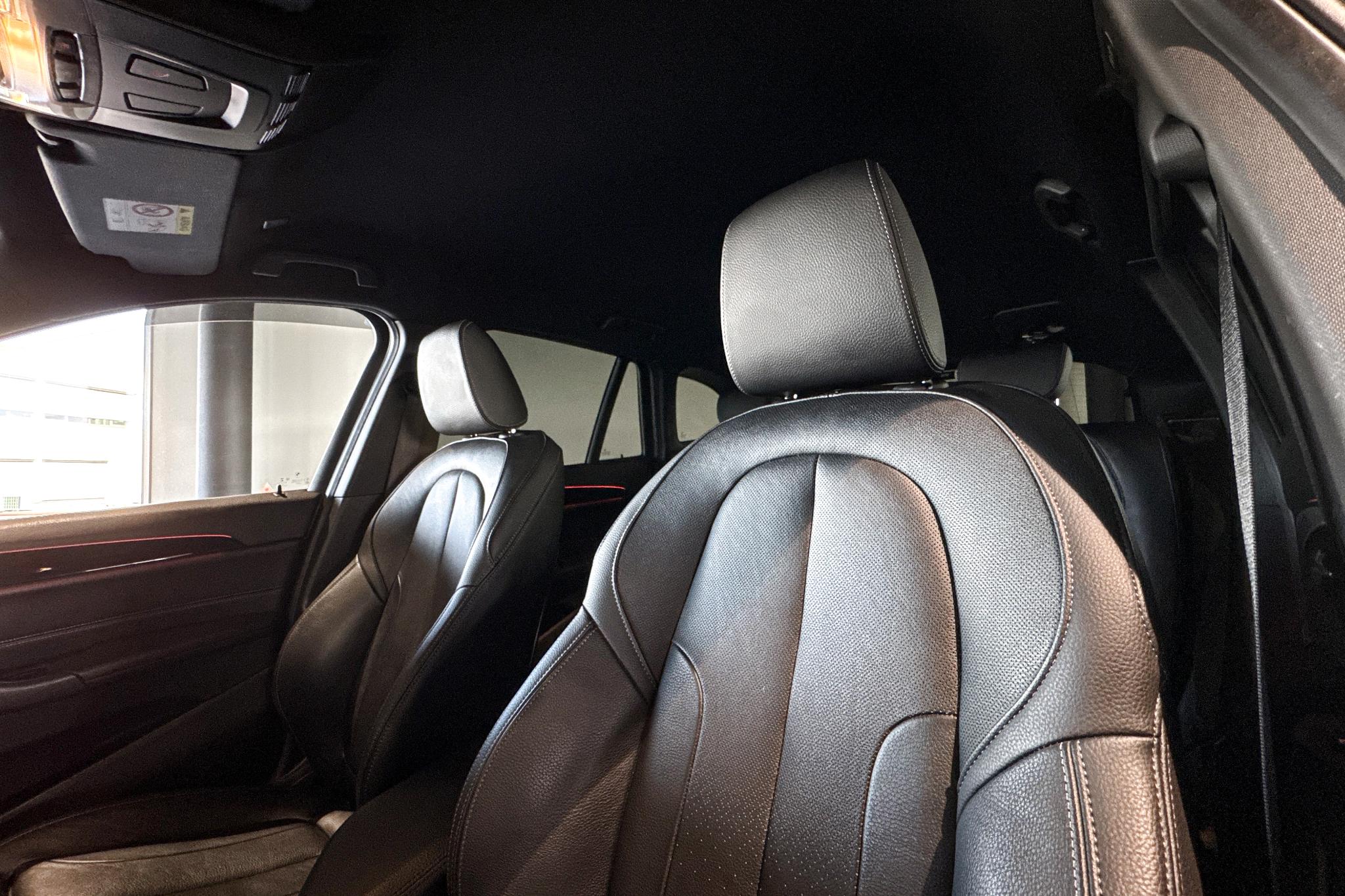 Foto van BMW X1 Sdrive20i