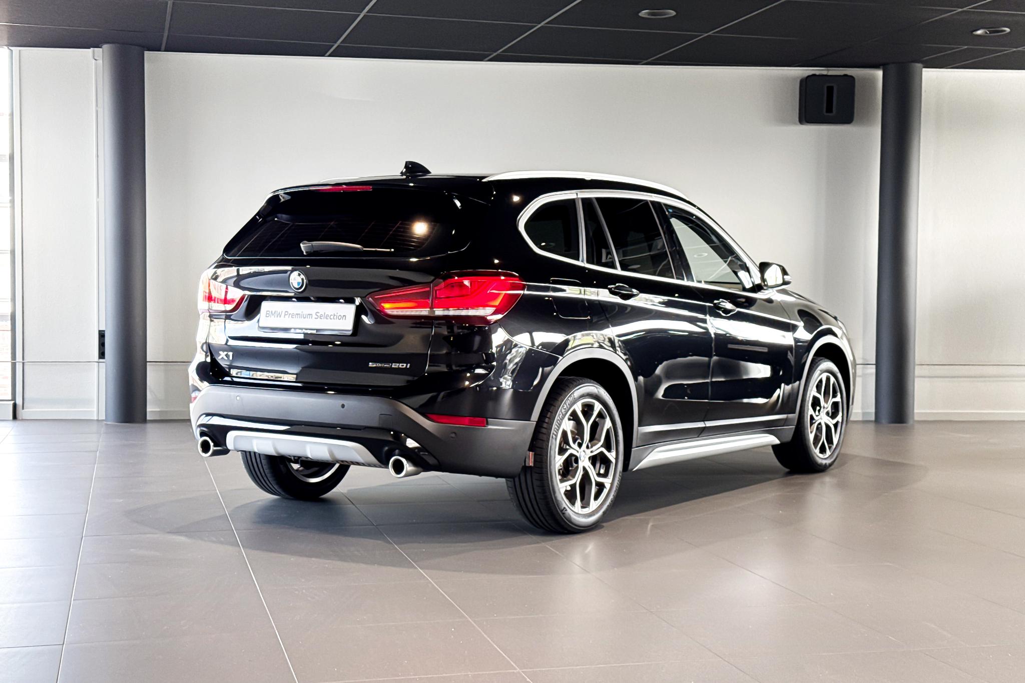 Foto van BMW X1 Sdrive20i