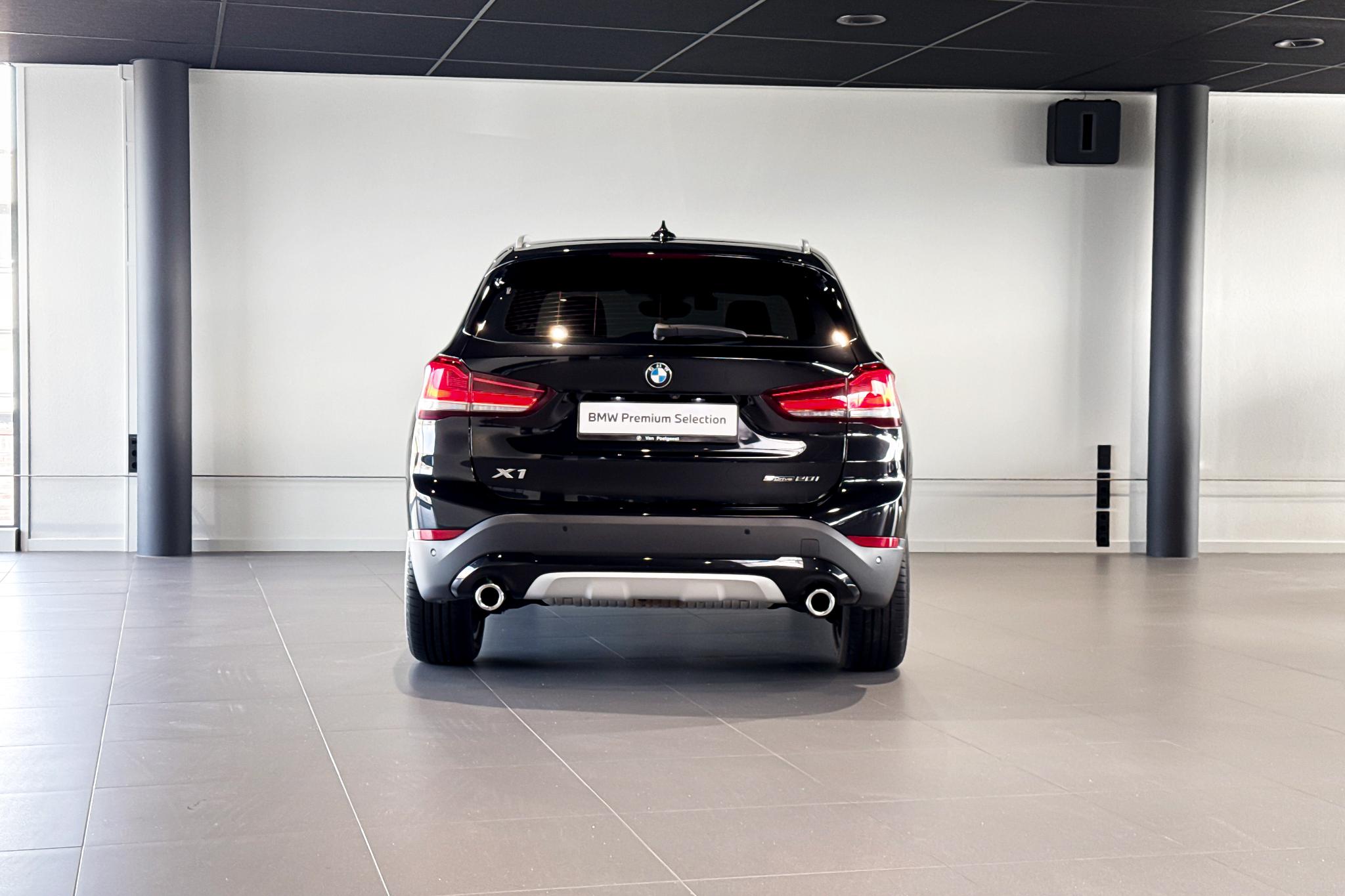 Foto van BMW X1 Sdrive20i