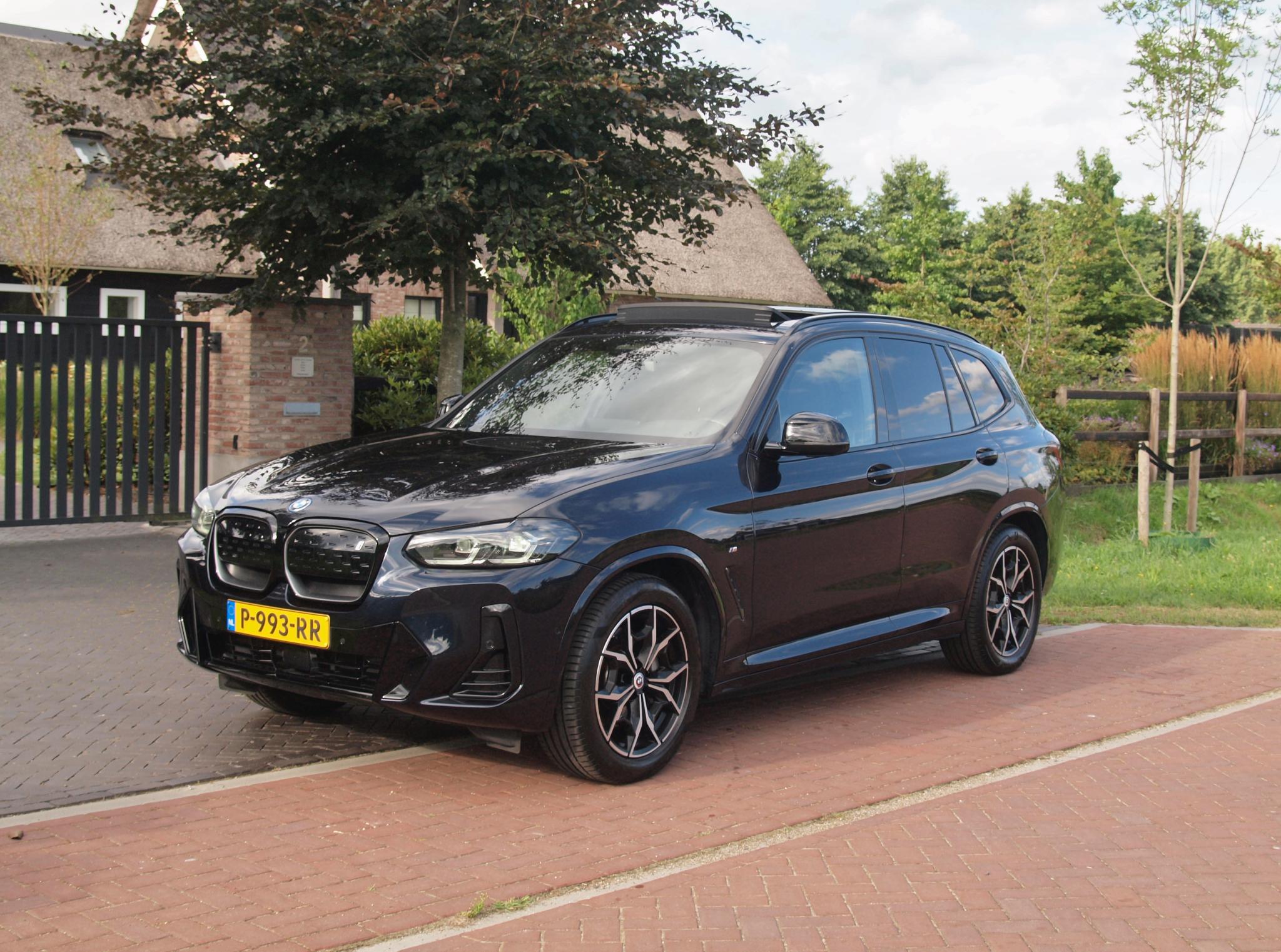 Foto van BMW Ix3