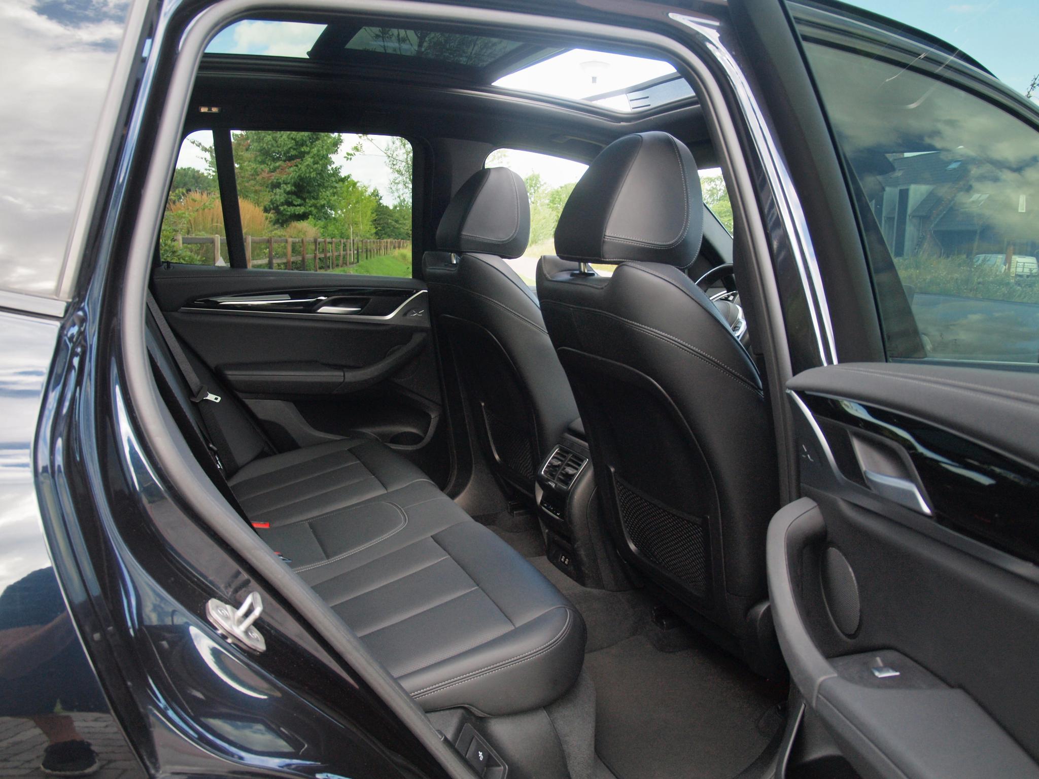Foto van BMW Ix3