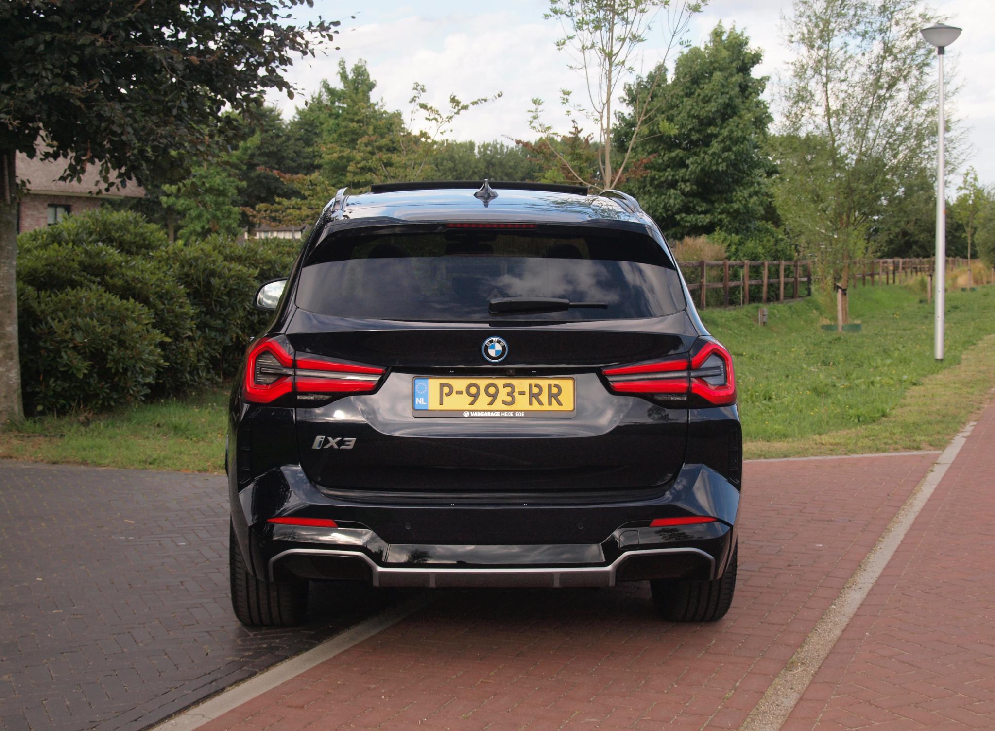 Foto van BMW Ix3