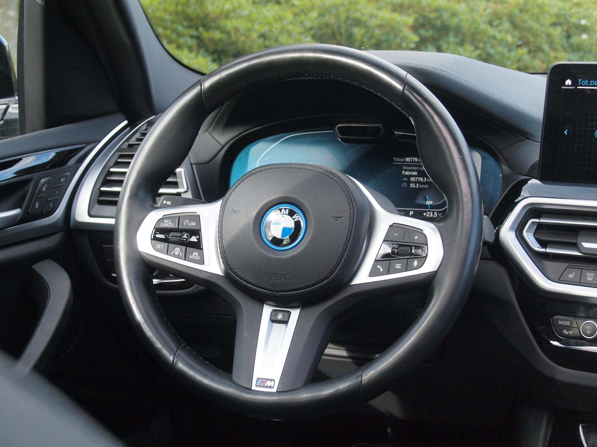 Foto van BMW Ix3