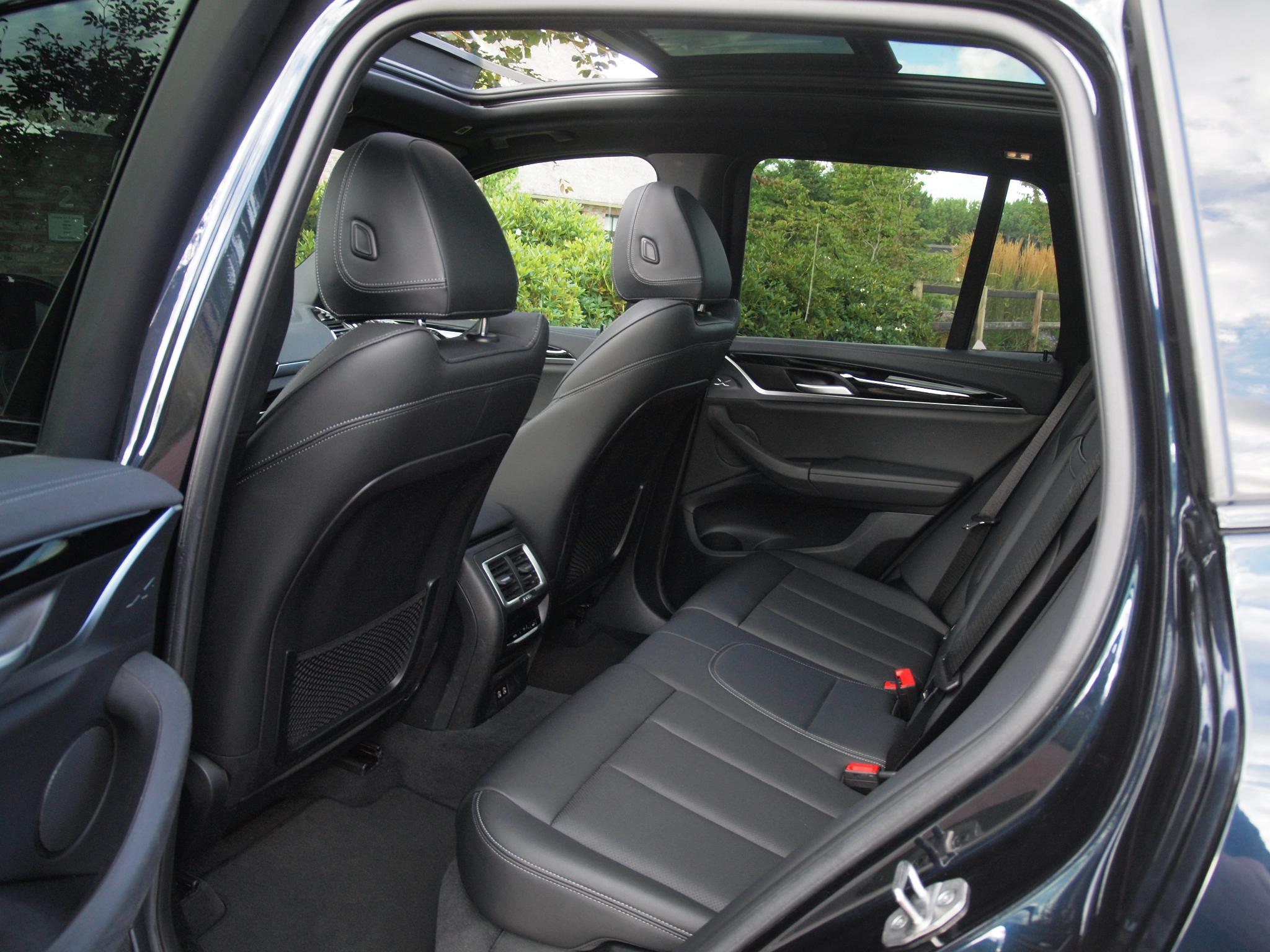 Foto van BMW Ix3