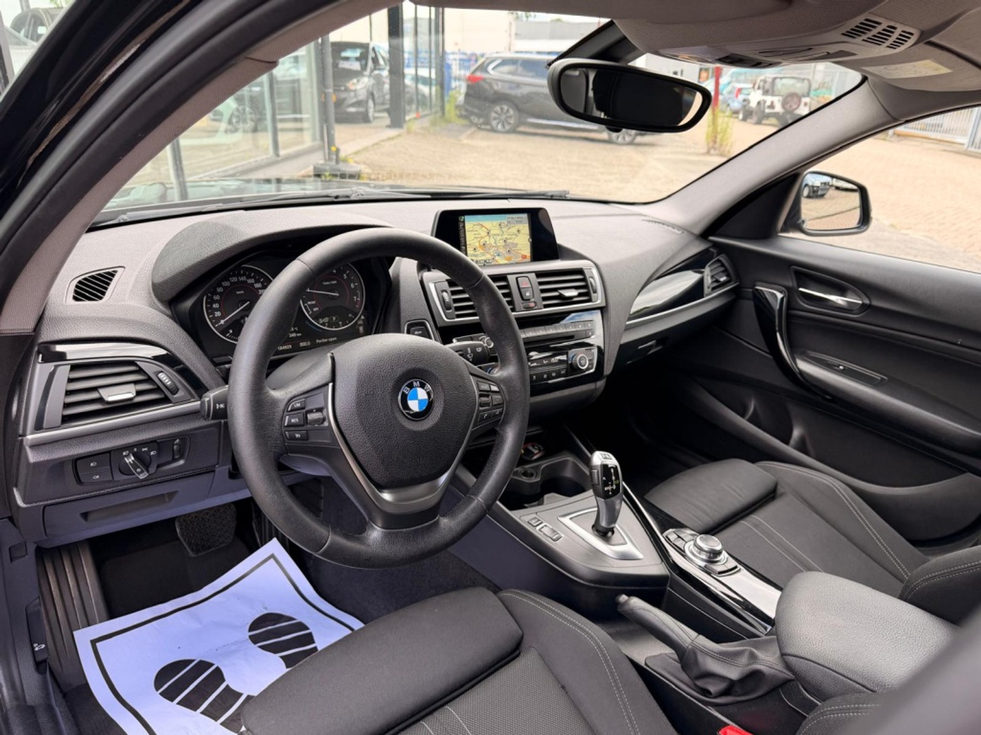 Foto van BMW 118i