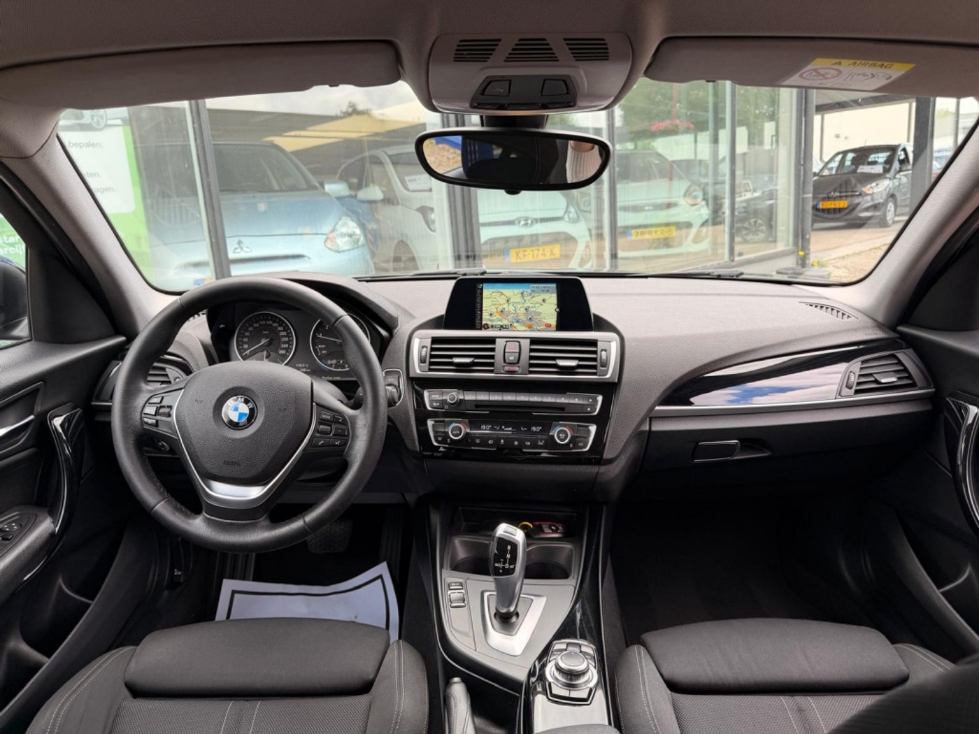 Foto van BMW 118i