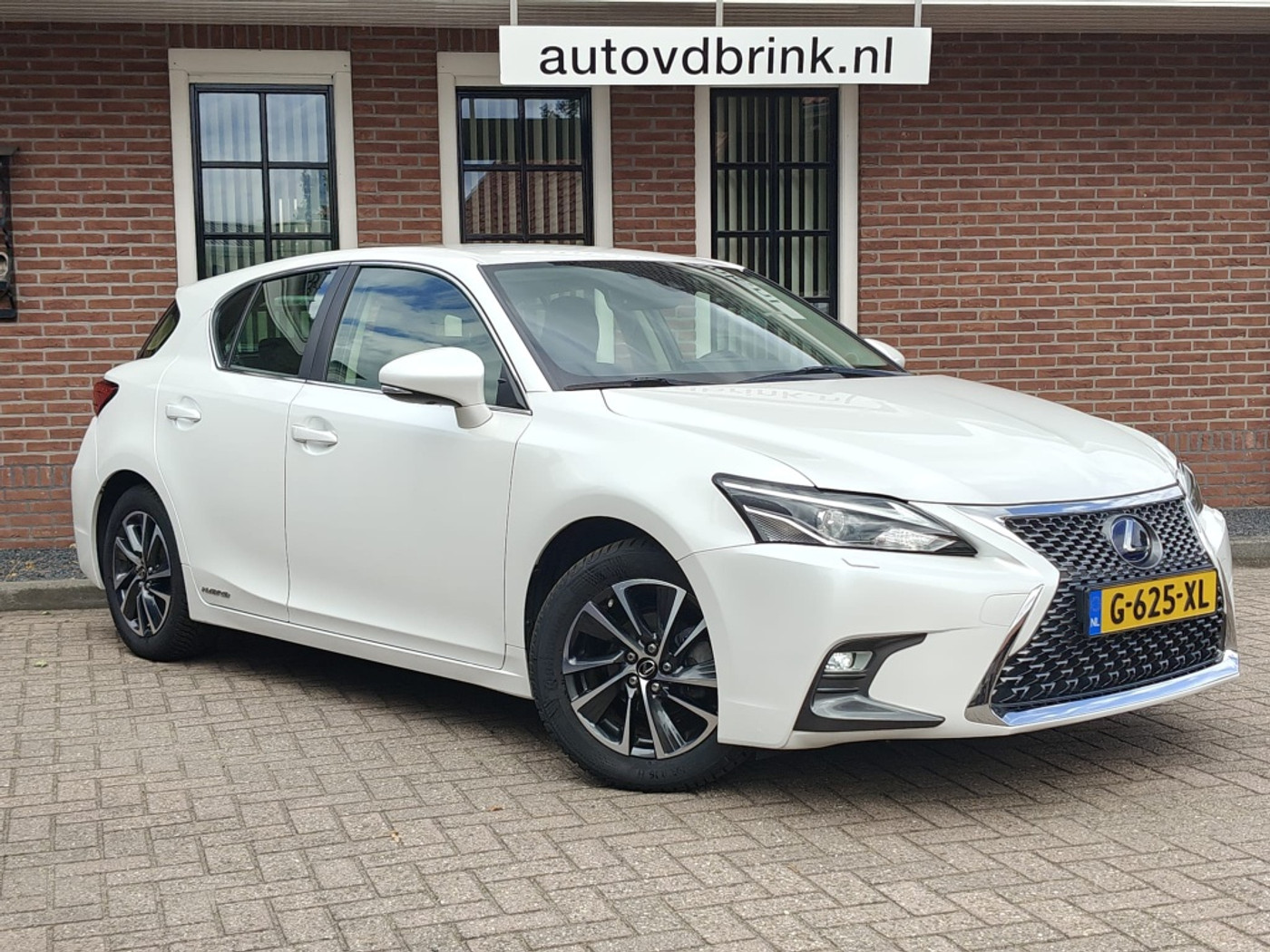 Foto van Lexus CT