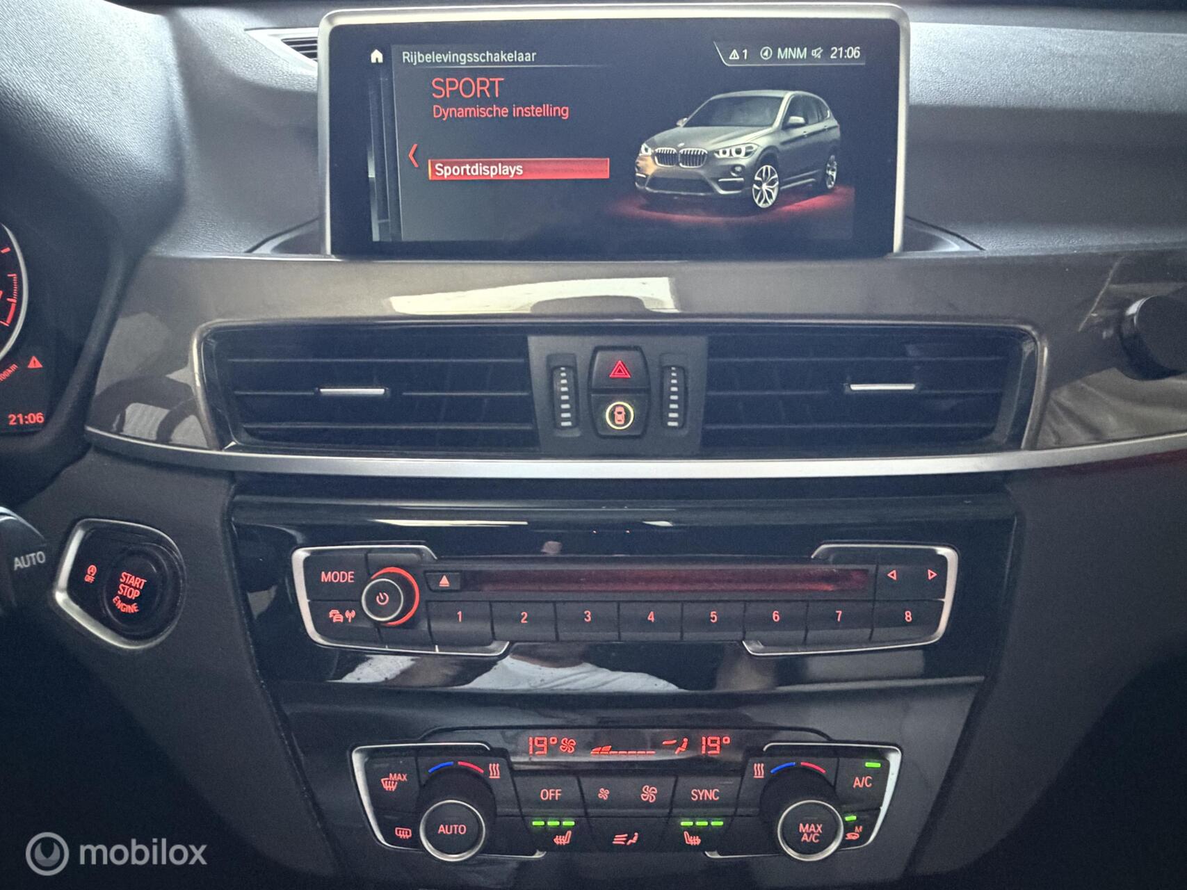 Foto van BMW X1 Sdrive20i