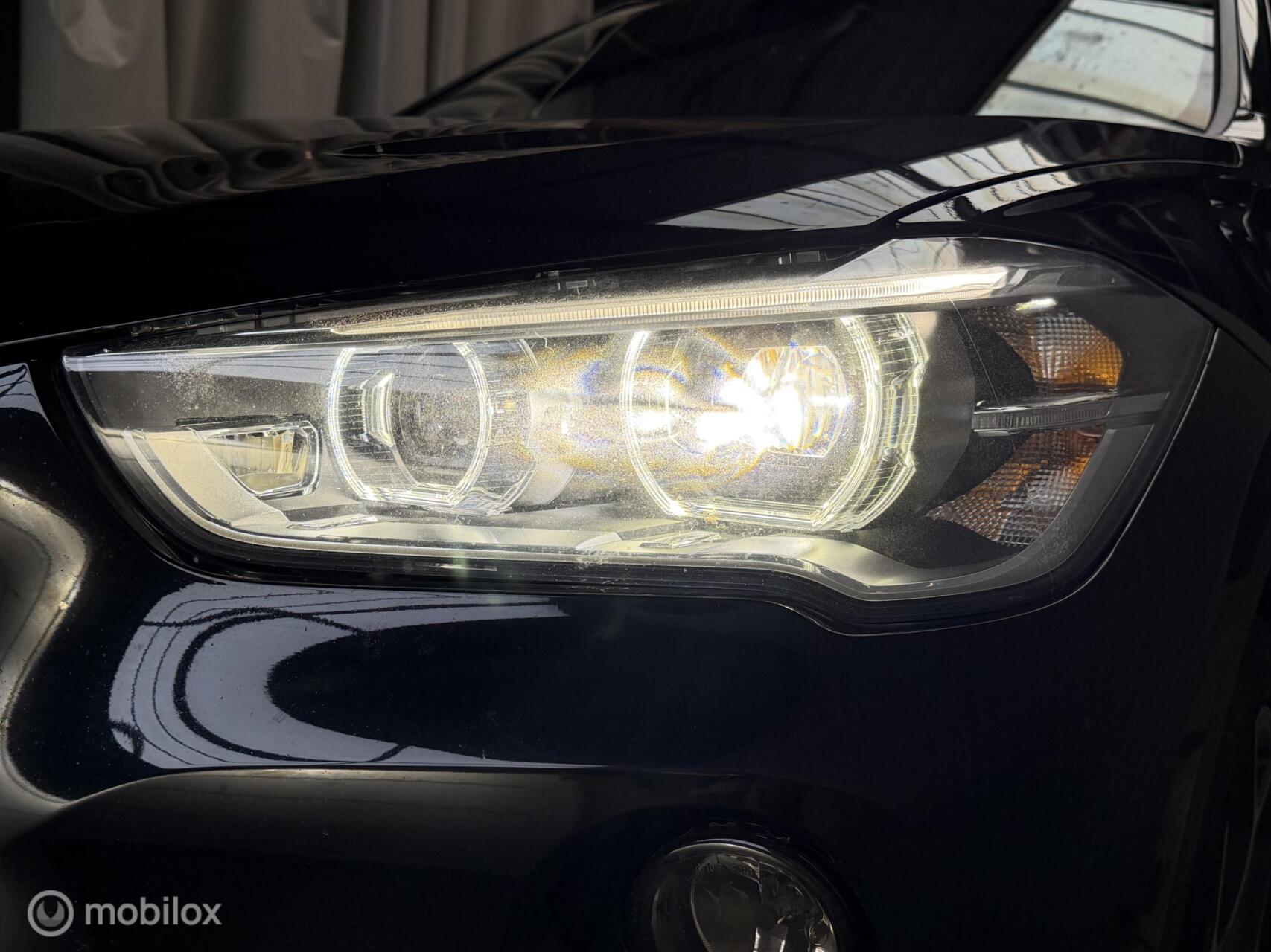 Foto van BMW X1 Sdrive20i