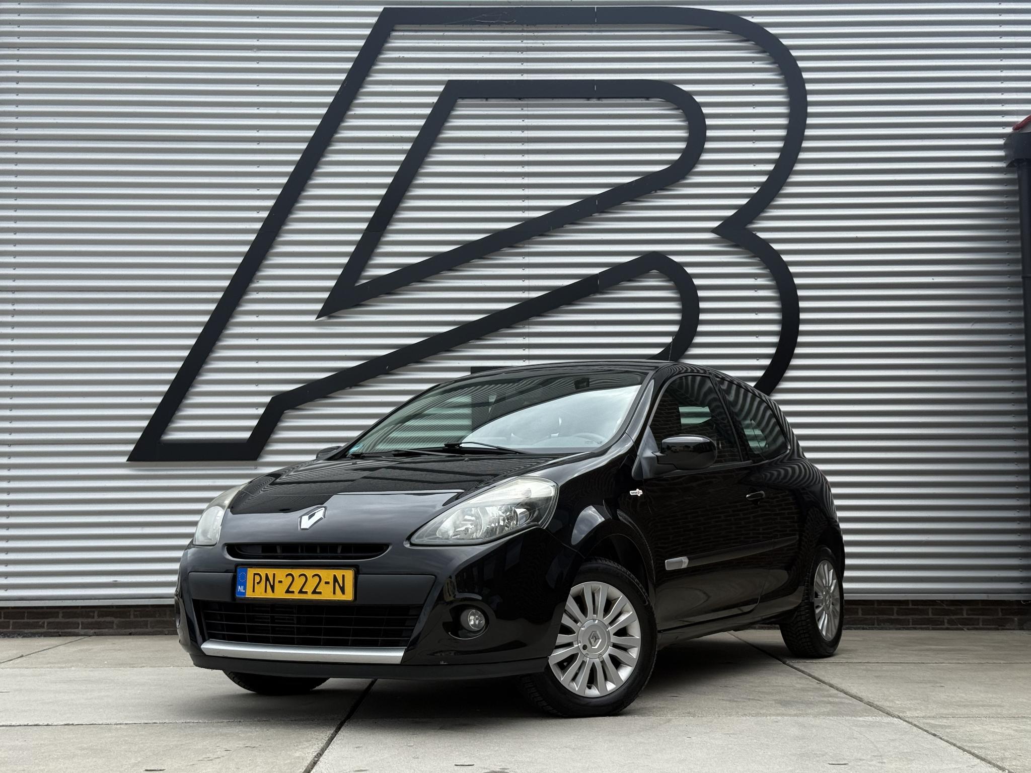 Renault Clio 1.2 TCe S 2012 - voorkant