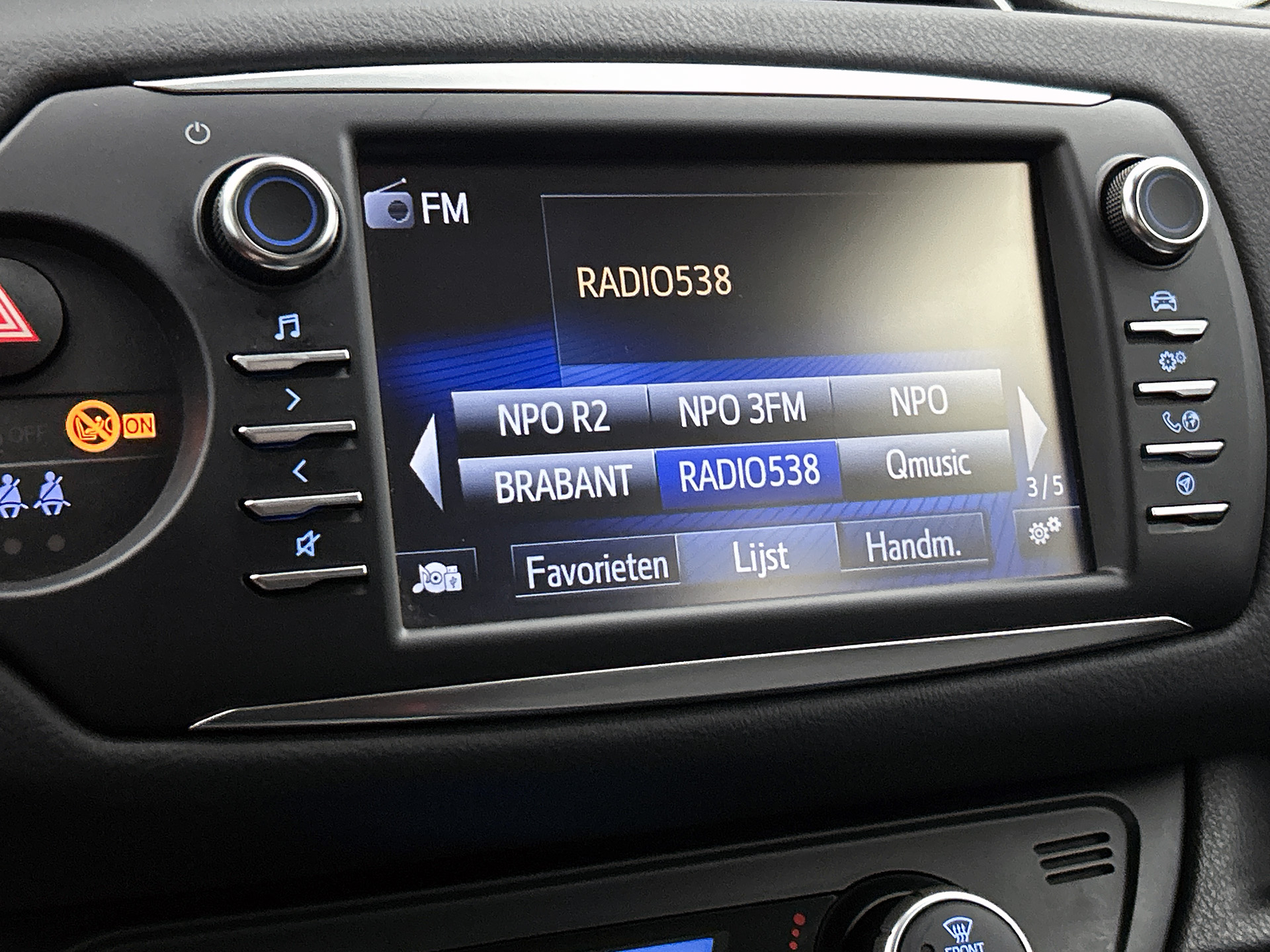 Foto van Toyota Toyota Yaris Hybrid