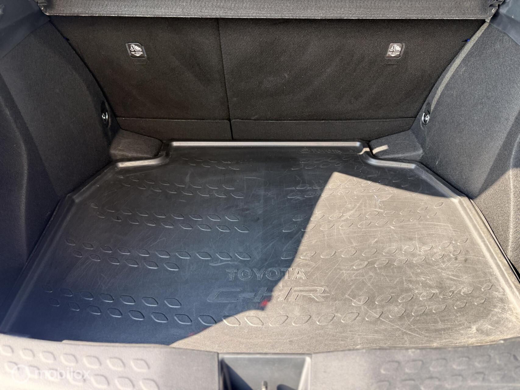 Foto van Toyota Toyota C-hr