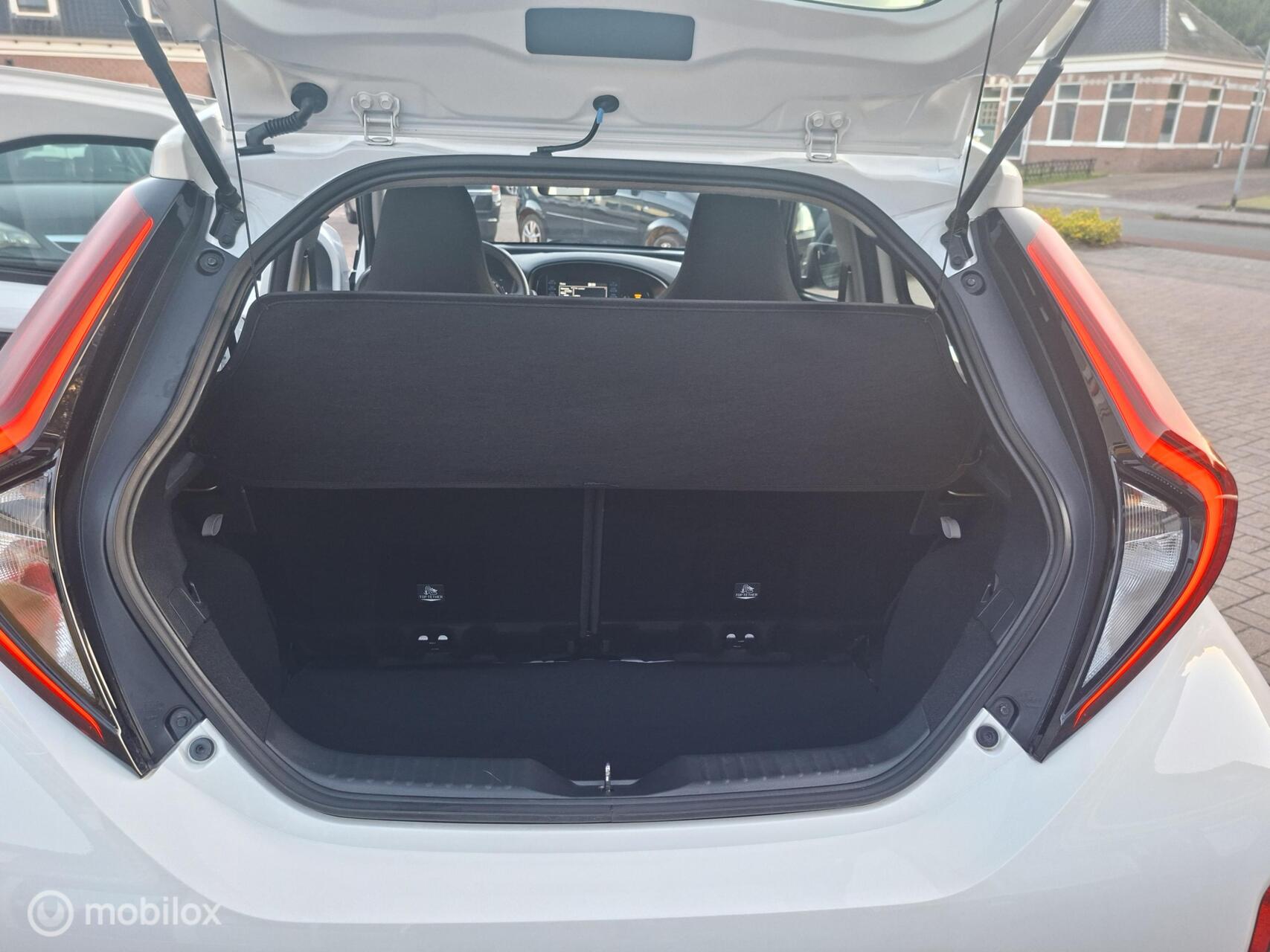 Foto van Toyota Toyota Aygo X