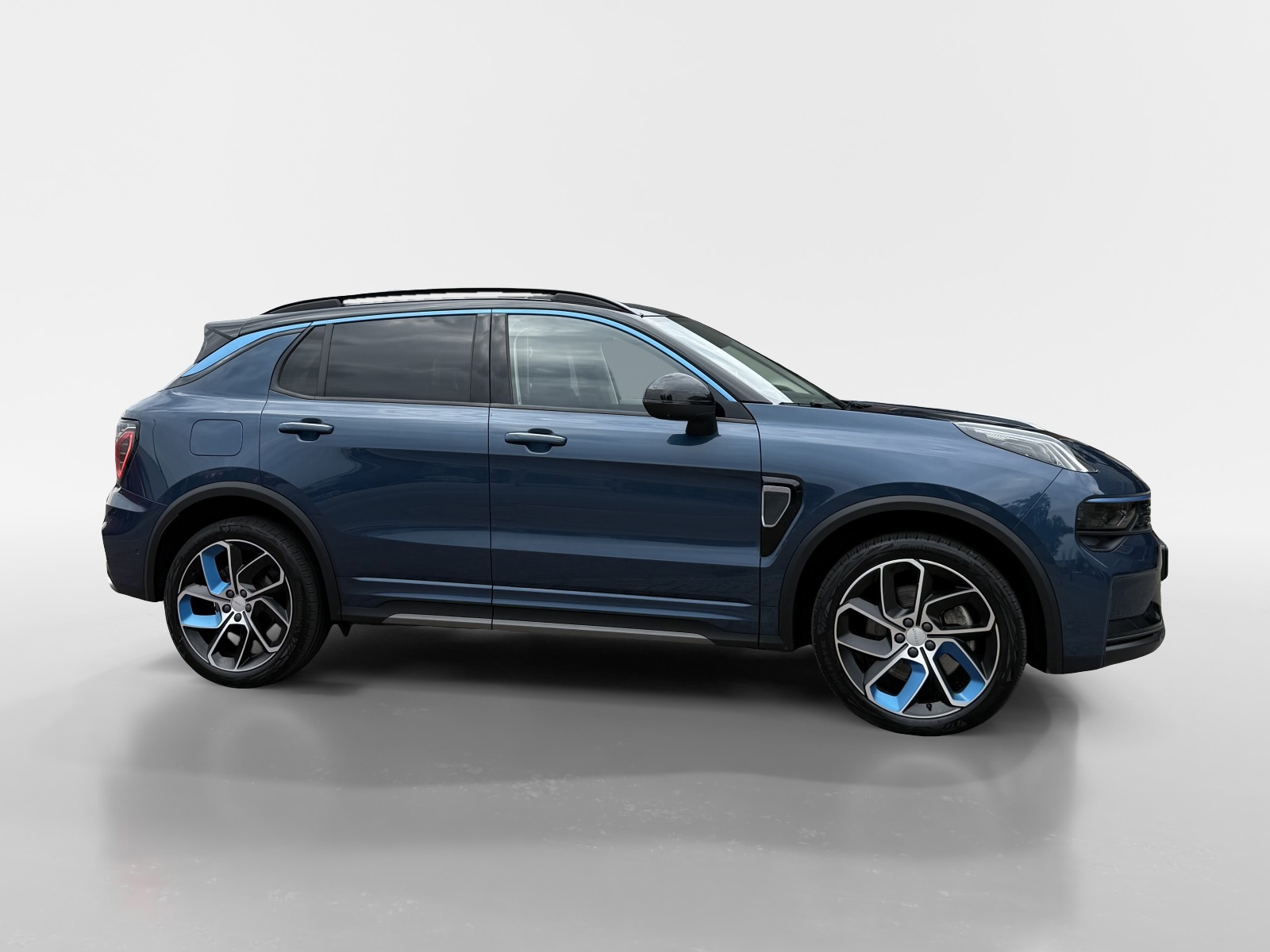 Foto van Lynk&co LYNK & Co 01