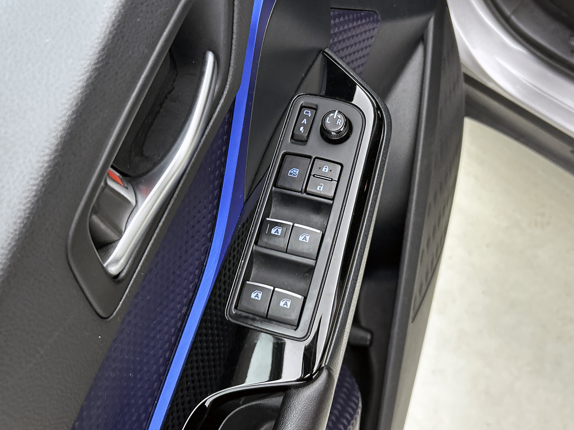 Foto van Toyota Toyota C-hr