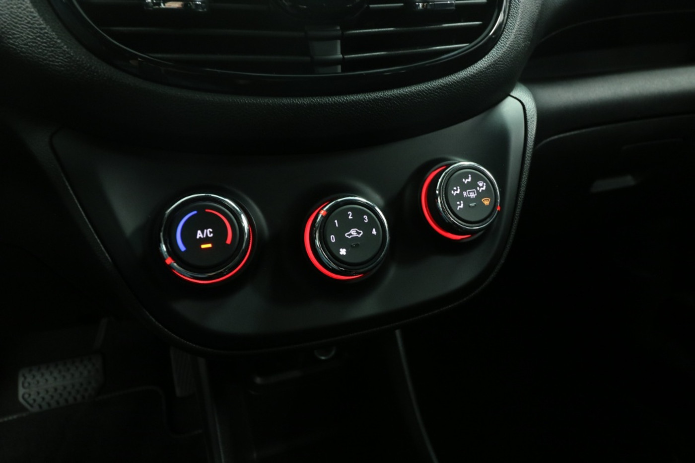 Foto van Opel Karl Rocks / Viva Rocks