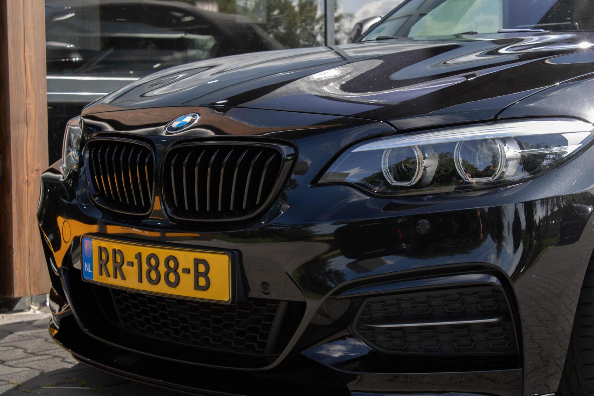Foto van BMW M240i