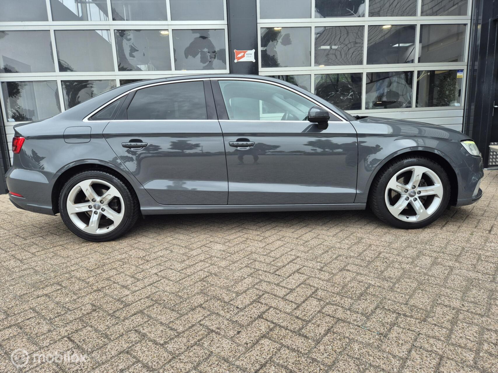 Foto van Audi A3 Limousine
