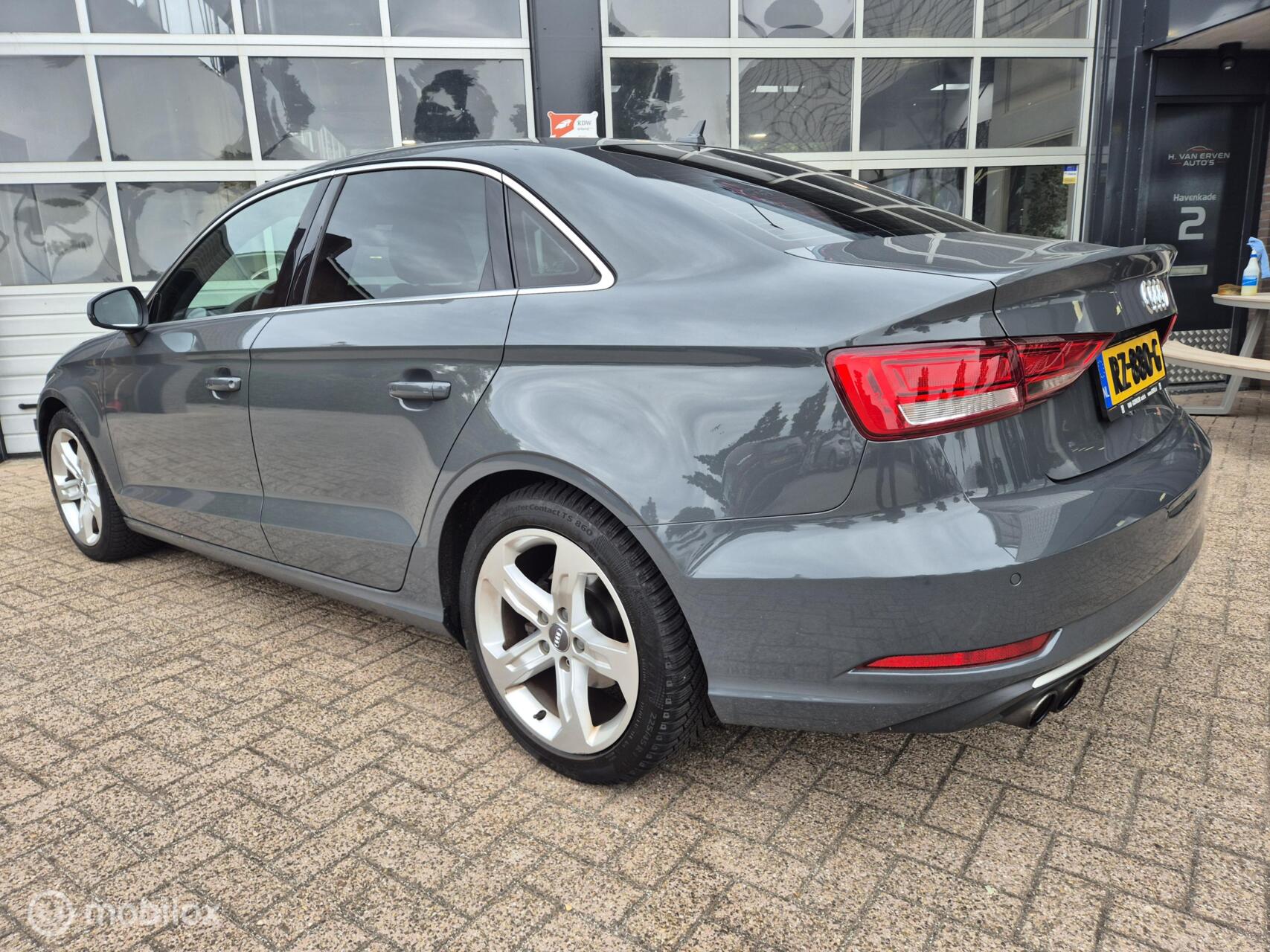 Foto van Audi A3 Limousine