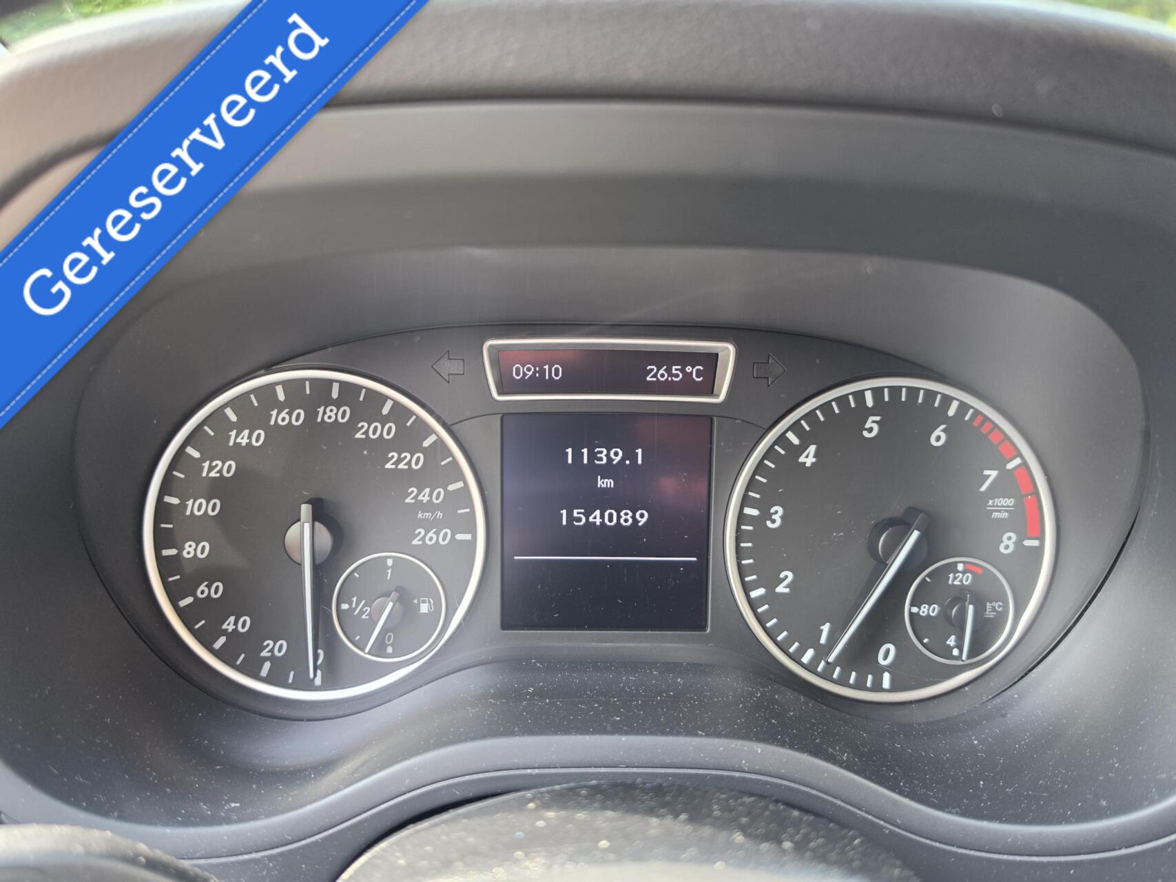 Foto van Mercedes-Benz B 180