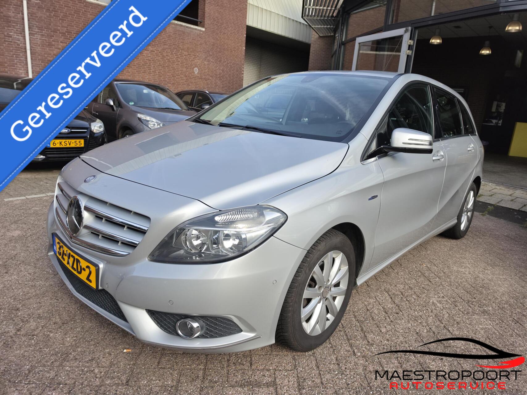Foto van Mercedes-Benz B 180